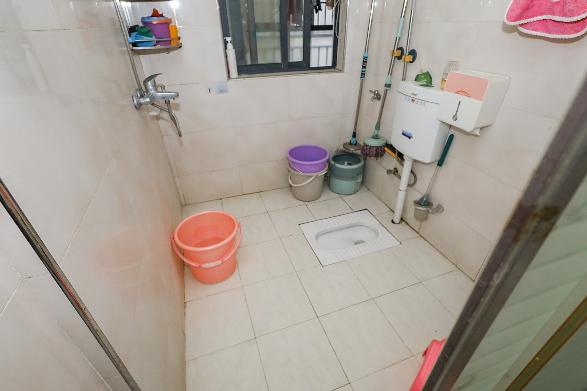 钰龙天下一期  4室2厅2卫    295.0万 钰龙天下一期  4室2厅2卫    295.0万卫生间