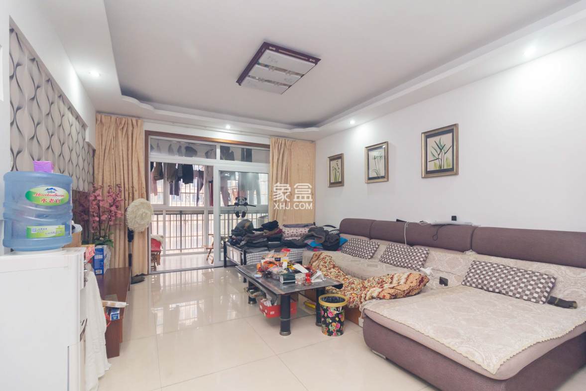 明天一城  2室2厅1卫    52.8万 明天一城  2室2厅1卫    52.8万客厅