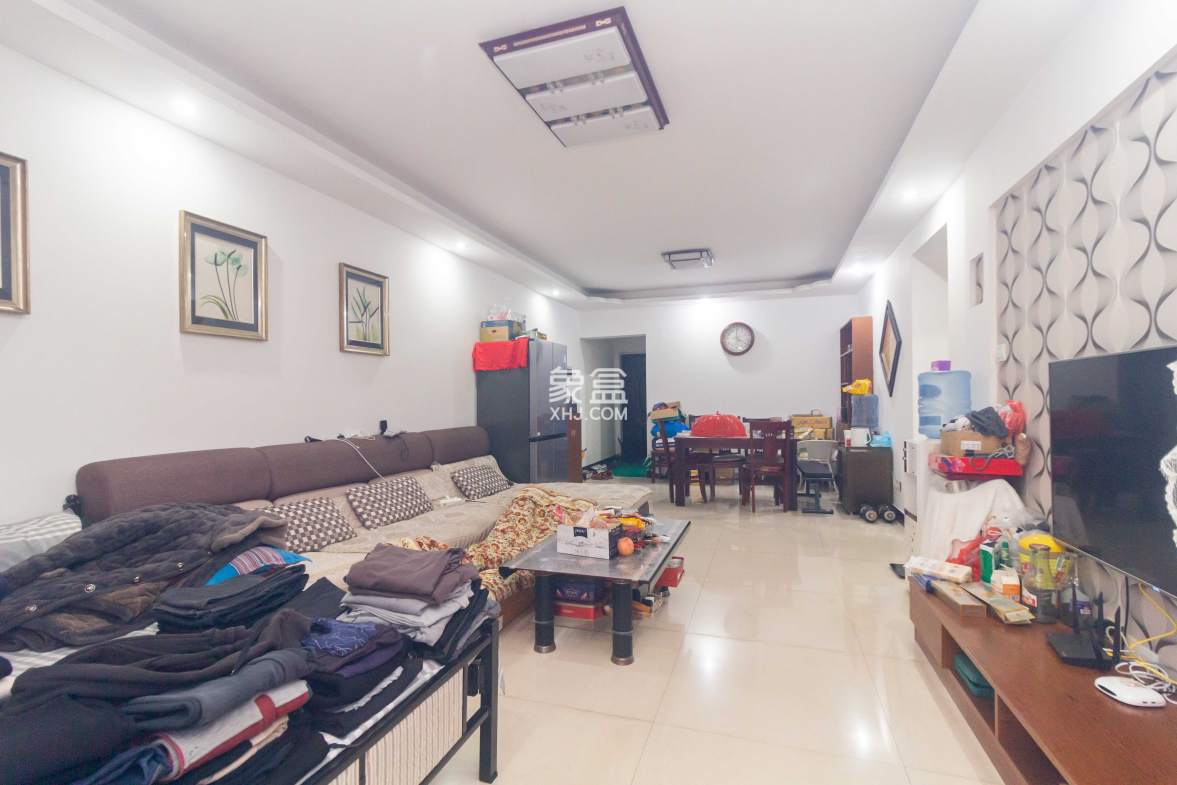 明天一城  2室2厅1卫    52.8万 明天一城  2室2厅1卫    52.8万客厅