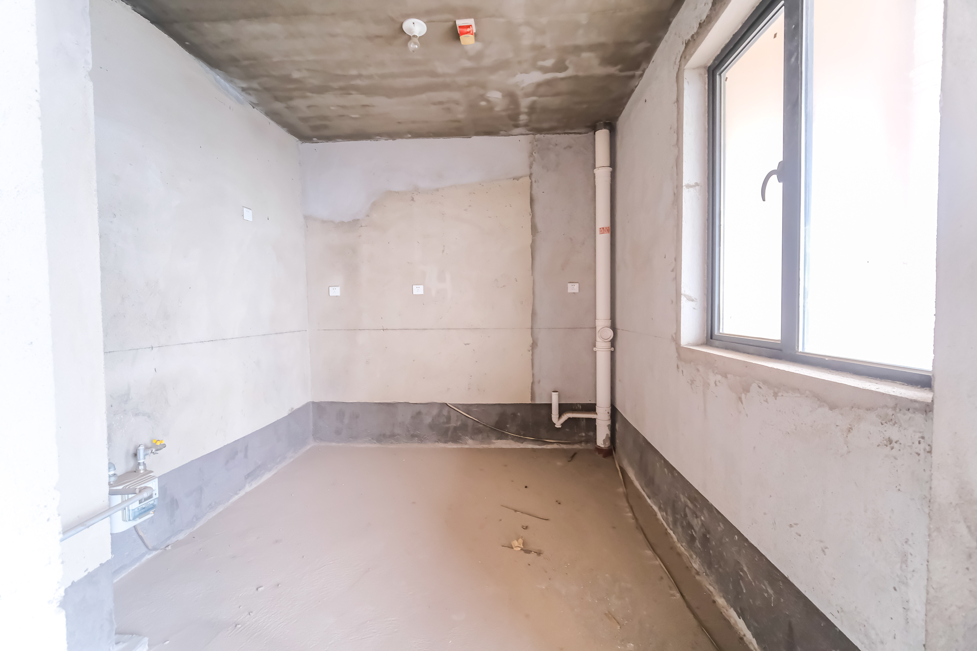 三一街区 3室2厅1卫 99.0万 三一街区 3室2厅1卫 99.0万厨房