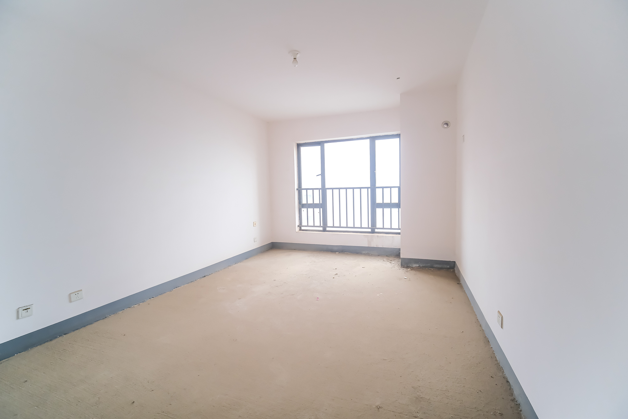 三一街区 3室2厅1卫 99.0万 三一街区 3室2厅1卫 99.0万卧室