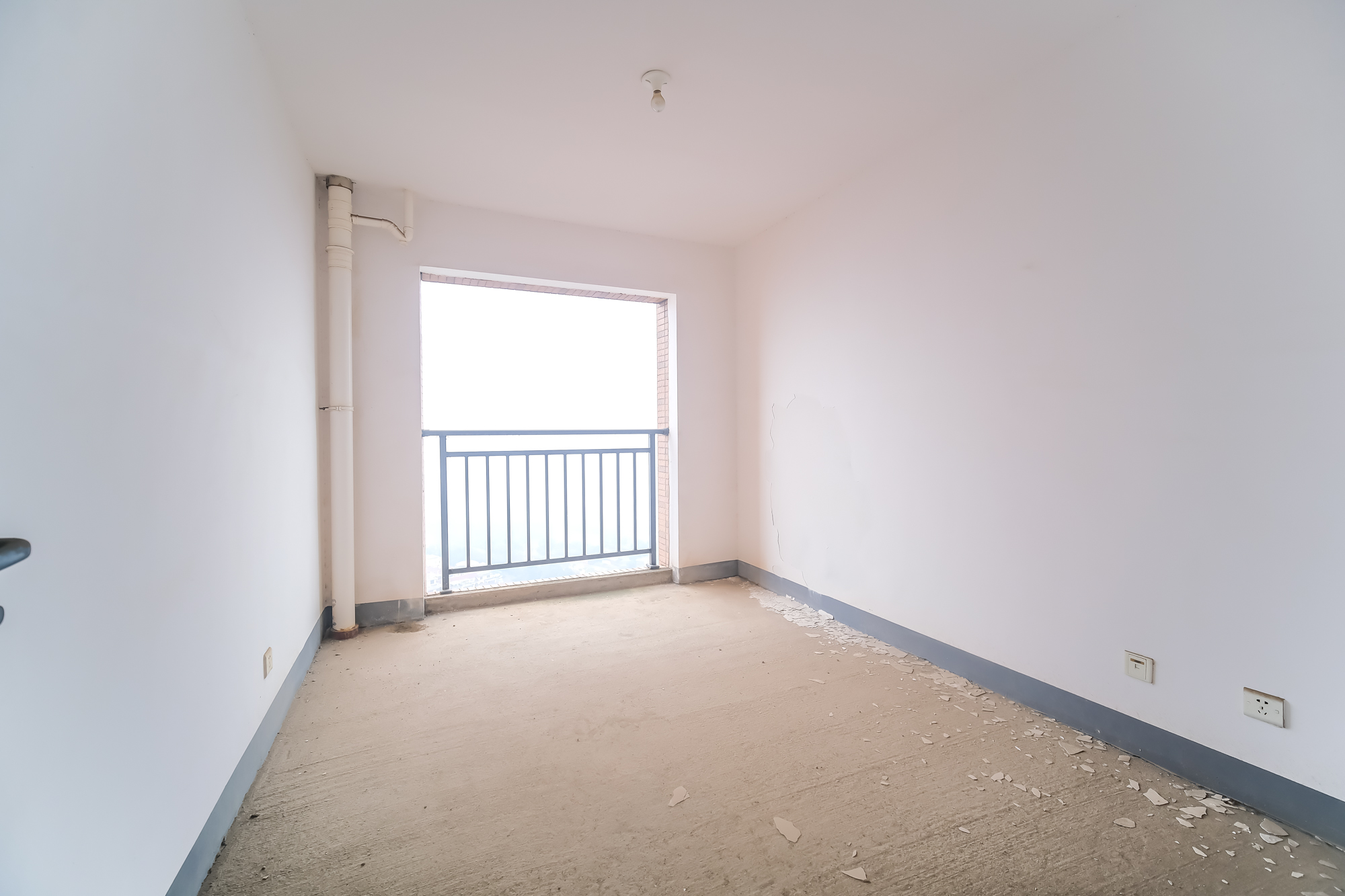 三一街区 3室2厅1卫 99.0万 三一街区 3室2厅1卫 99.0万卧室