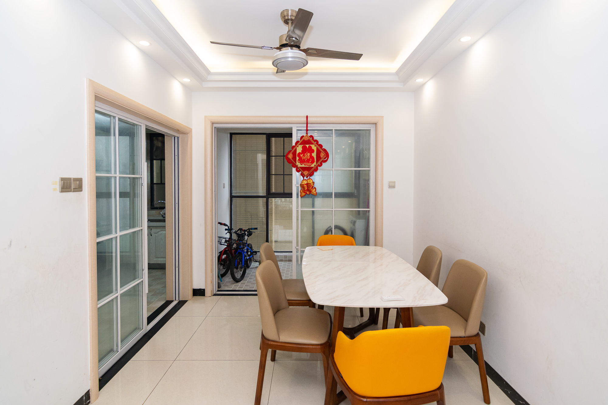 湖南报业文化城(米地亚家园)  3室2厅2卫    106.0万 湖南报业文化城(米地亚家园)  3室2厅2卫    106.0万客厅