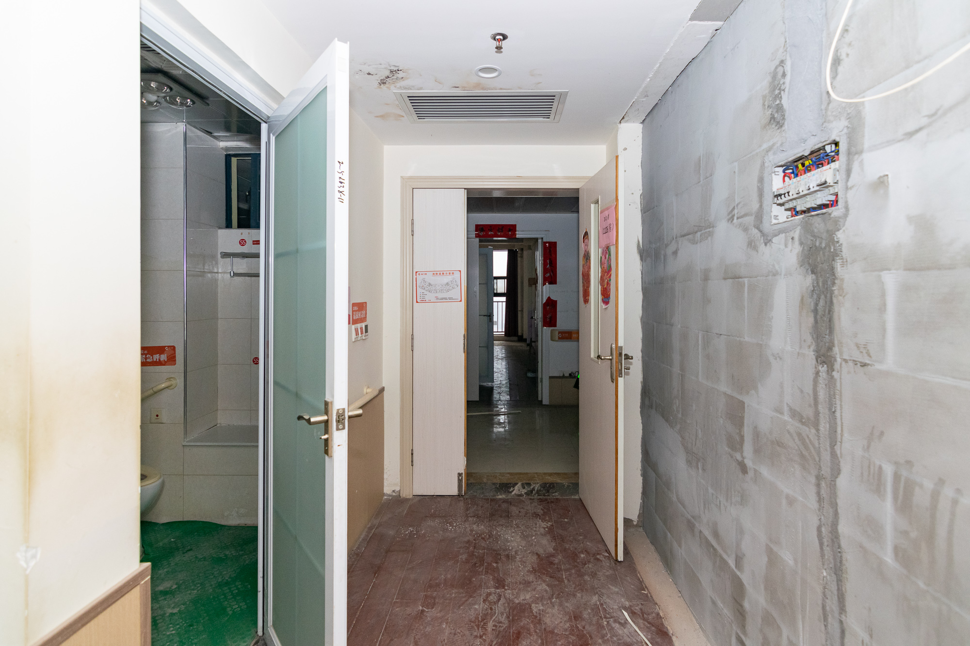 康乃馨老年生活示范城 1室1厅1卫 20.0万 康乃馨老年生活示范城 1室1厅1卫 20.0万其他