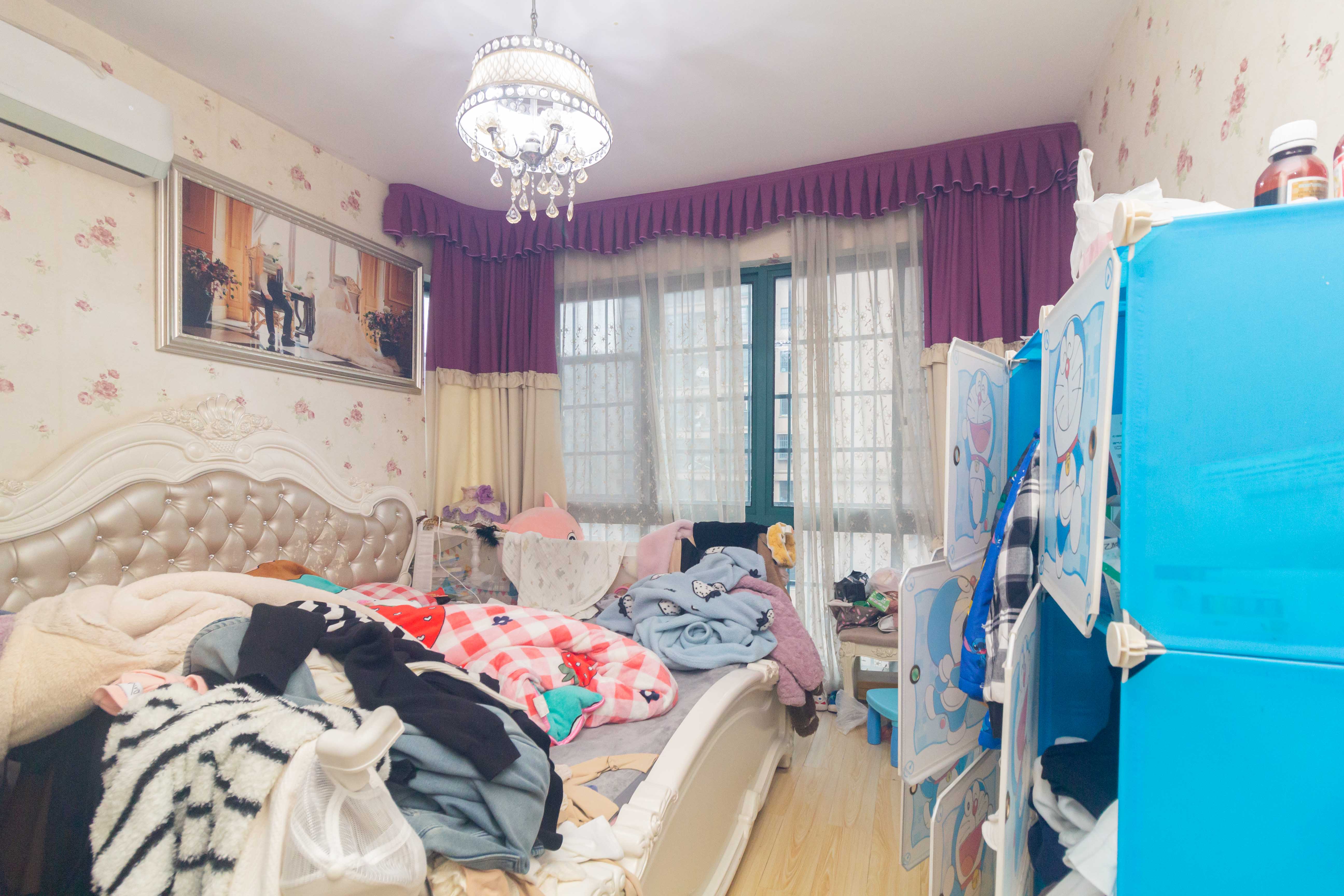 才子佳郡  3室2厅2卫   79.00万卧室
