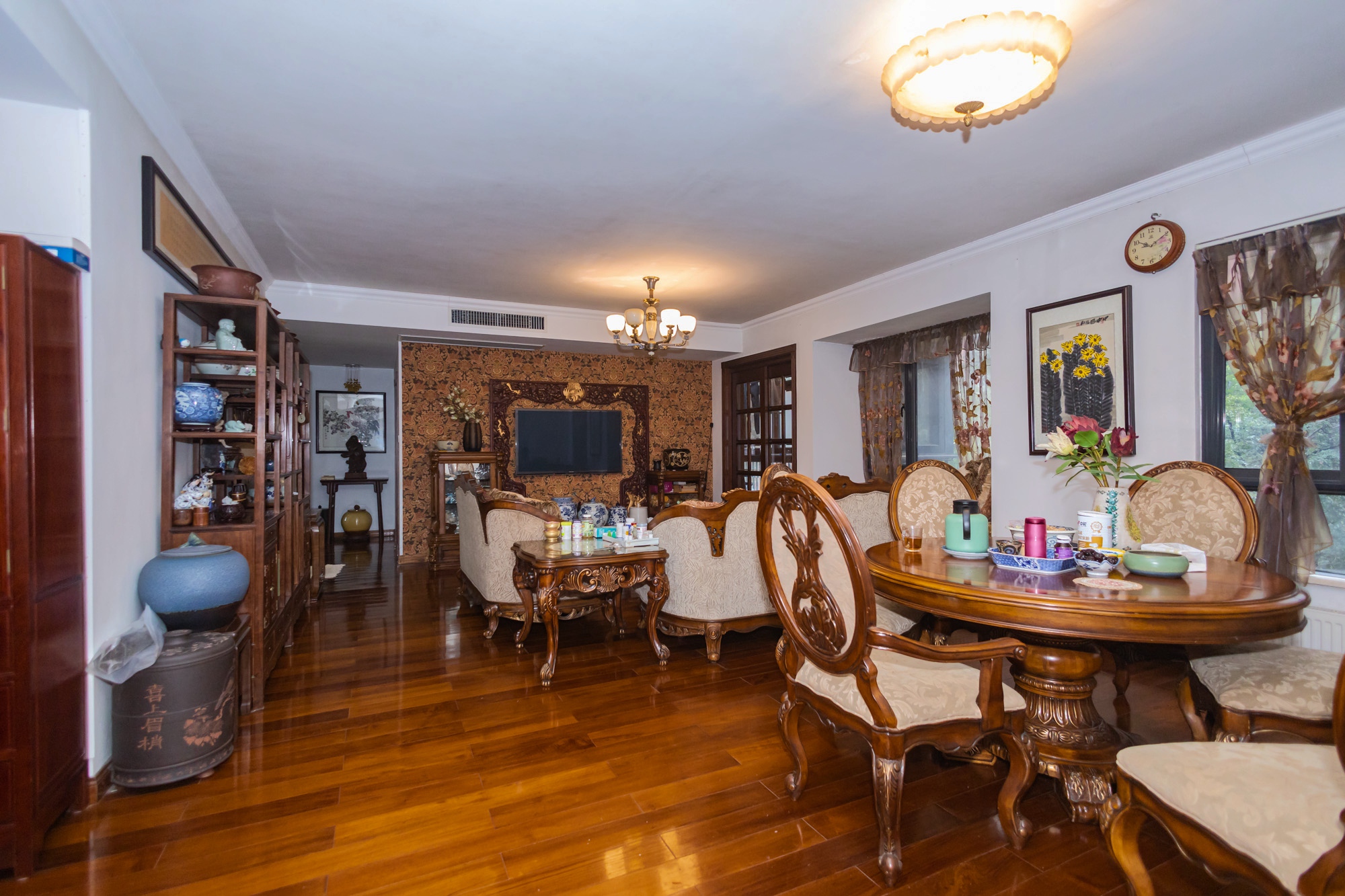 华润凤凰城二期 4室2厅2卫 146.8万 华润凤凰城二期 4室2厅2卫 146.8万客厅