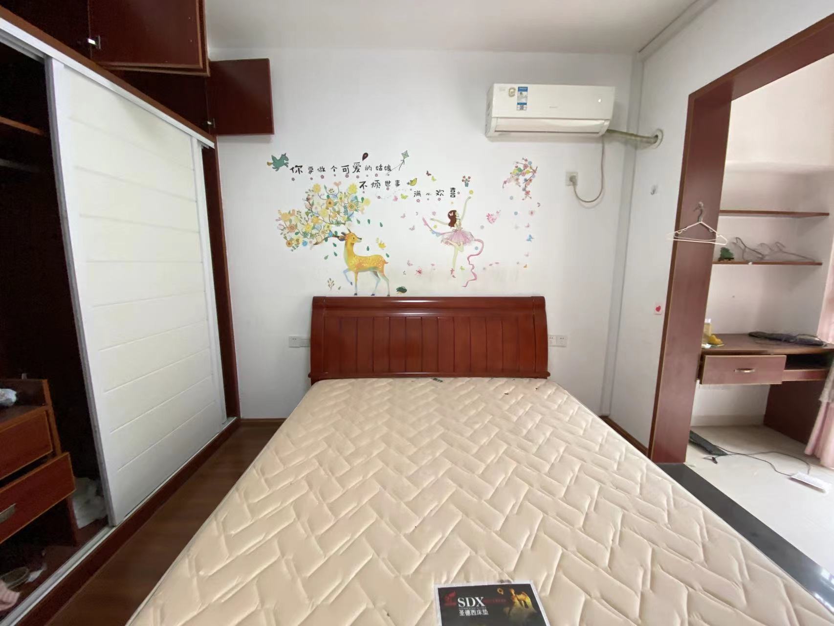 颐景园3期协力小区  3室2厅2卫    85.0万 颐景园3期协力小区  3室2厅2卫    85.0万室内图