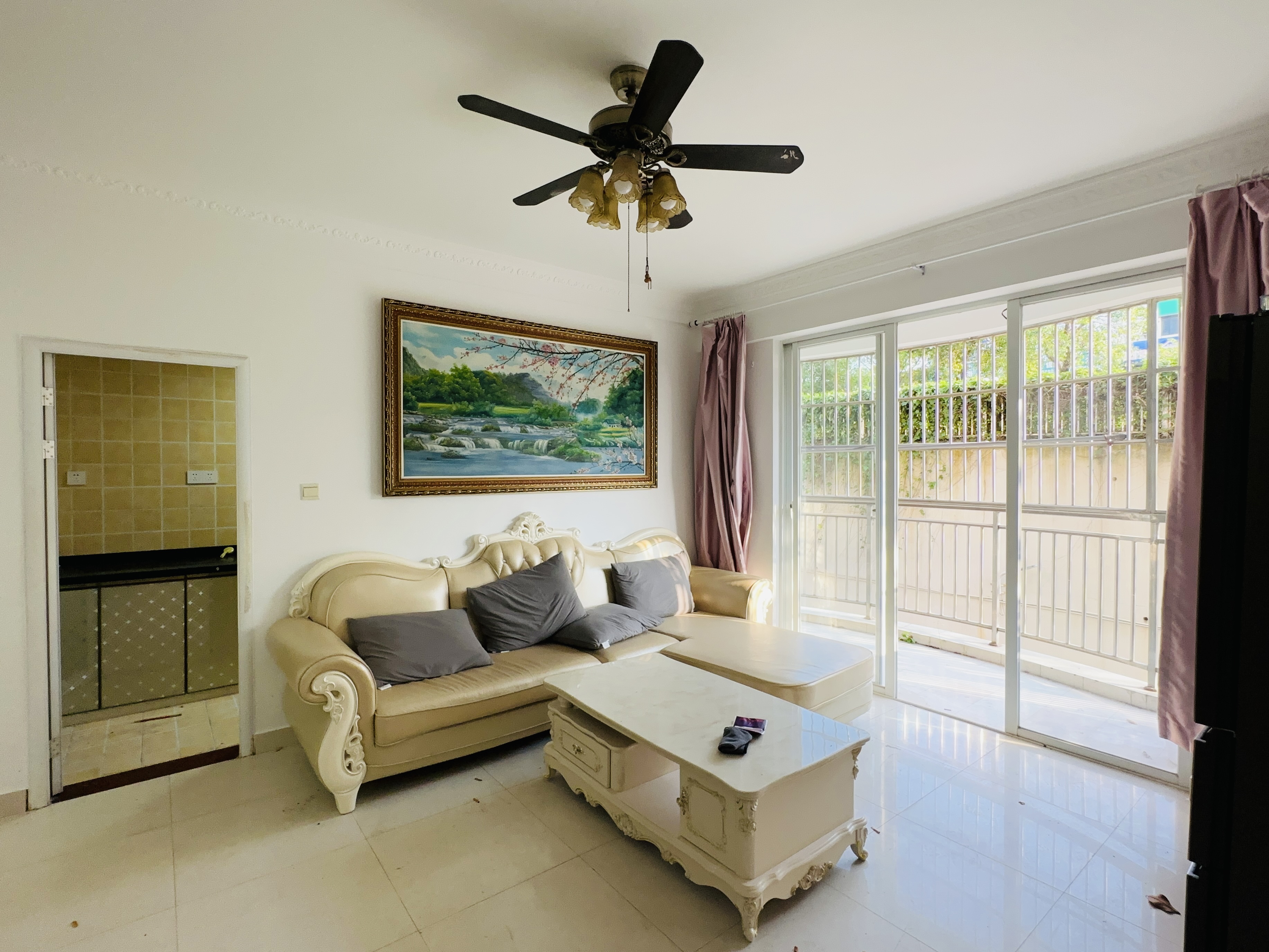 电力明园 3室2厅1卫 120.0万 电力明园 3室2厅1卫 120.0万客厅