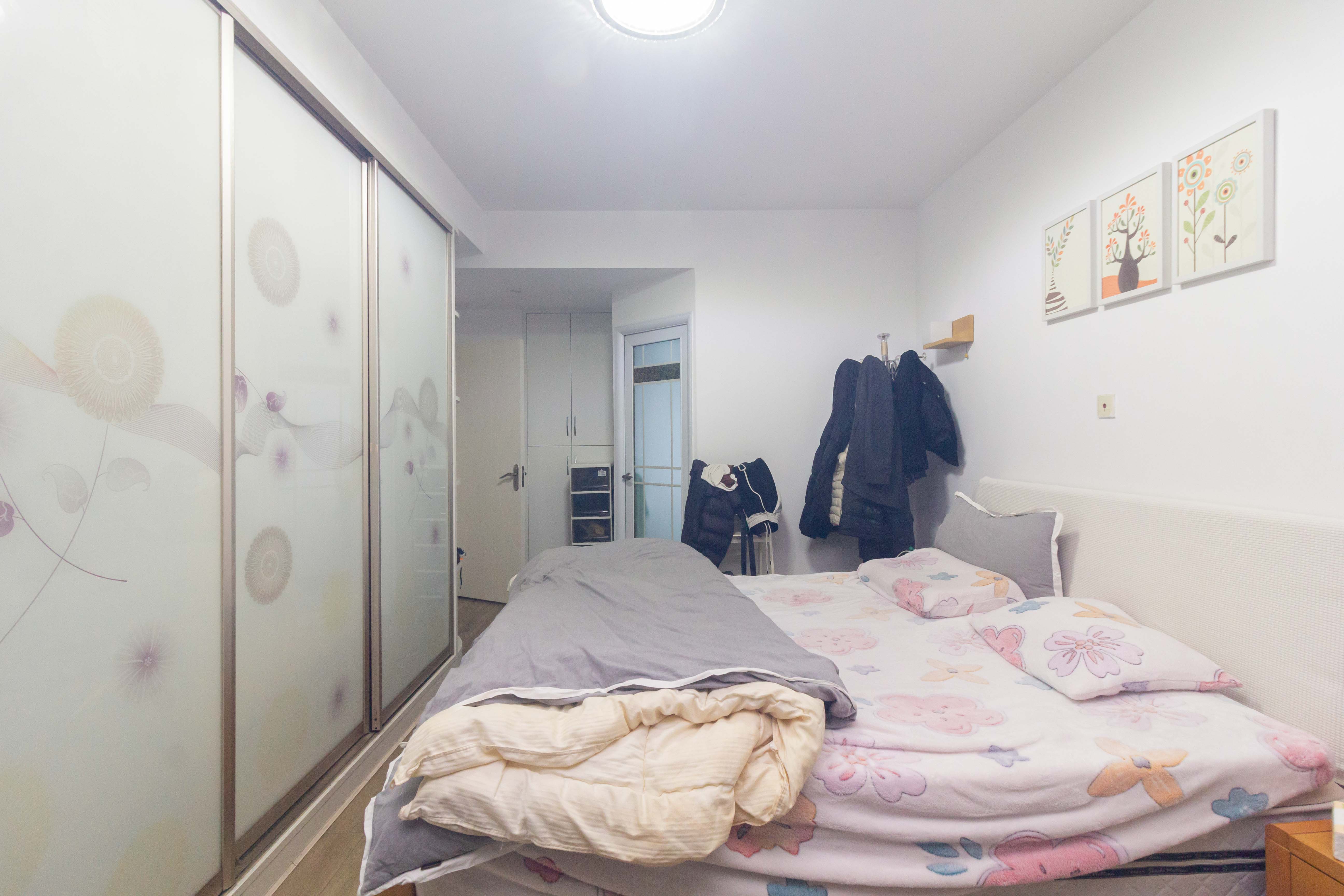 才子佳郡  4室2厅1卫   100.00万卧室