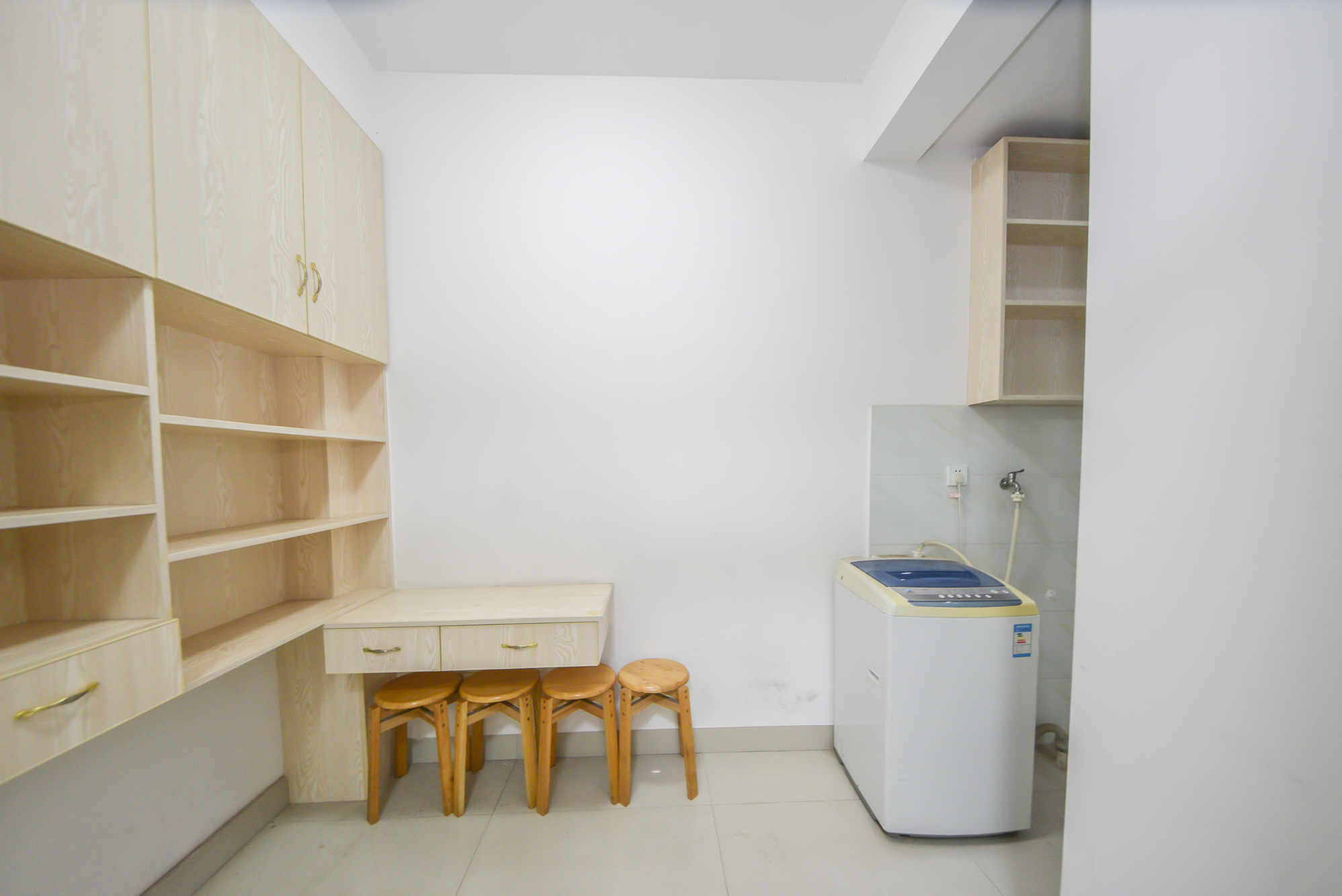 阳光锦城  3室2厅1卫    95.0万 阳光锦城  3室2厅1卫    95.0万卧室