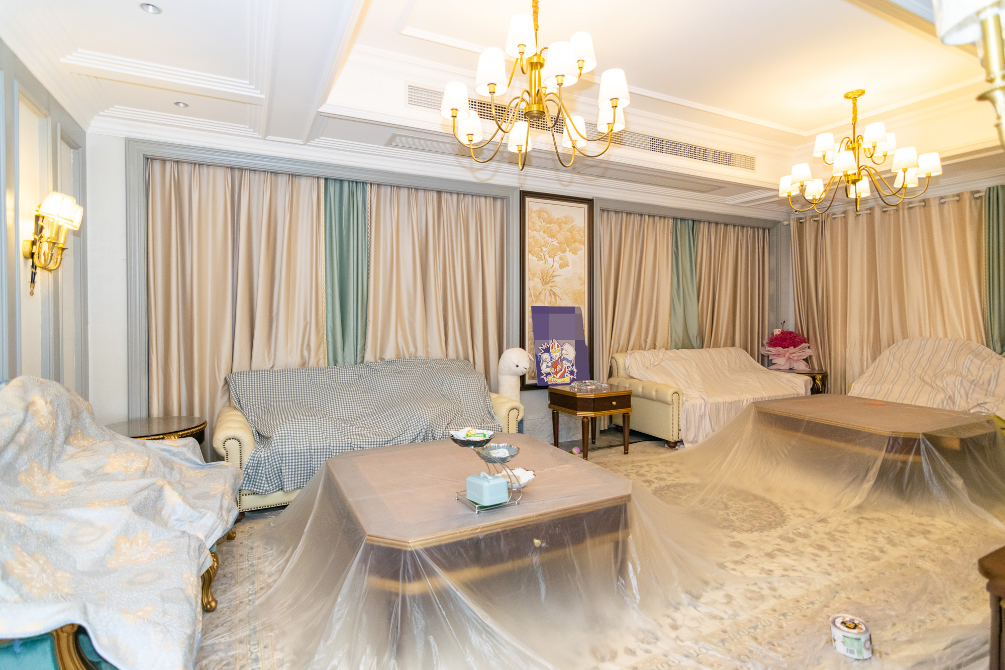 金地三千府(金地湖山樾、金地自在城) 7室3厅3卫 976.0万 金地三千府(金地湖山樾、金地自在城) 7室3厅3卫 976.0万客厅