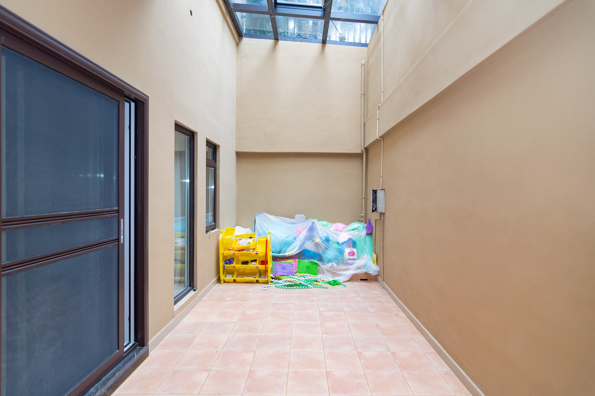 金地三千府(金地湖山樾、金地自在城) 7室3厅3卫 976.0万 金地三千府(金地湖山樾、金地自在城) 7室3厅3卫 976.0万其他