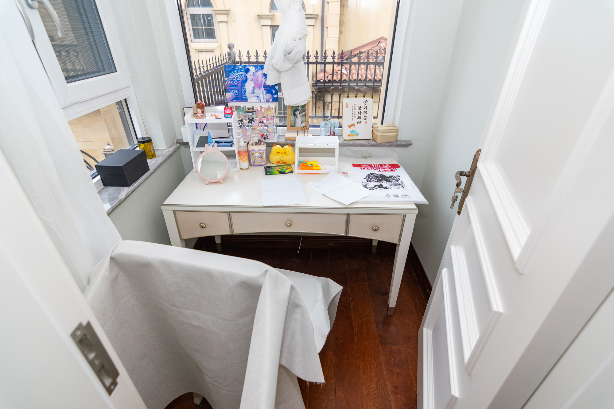 金地三千府(金地湖山樾、金地自在城) 7室3厅3卫 976.0万 金地三千府(金地湖山樾、金地自在城) 7室3厅3卫 976.0万其他