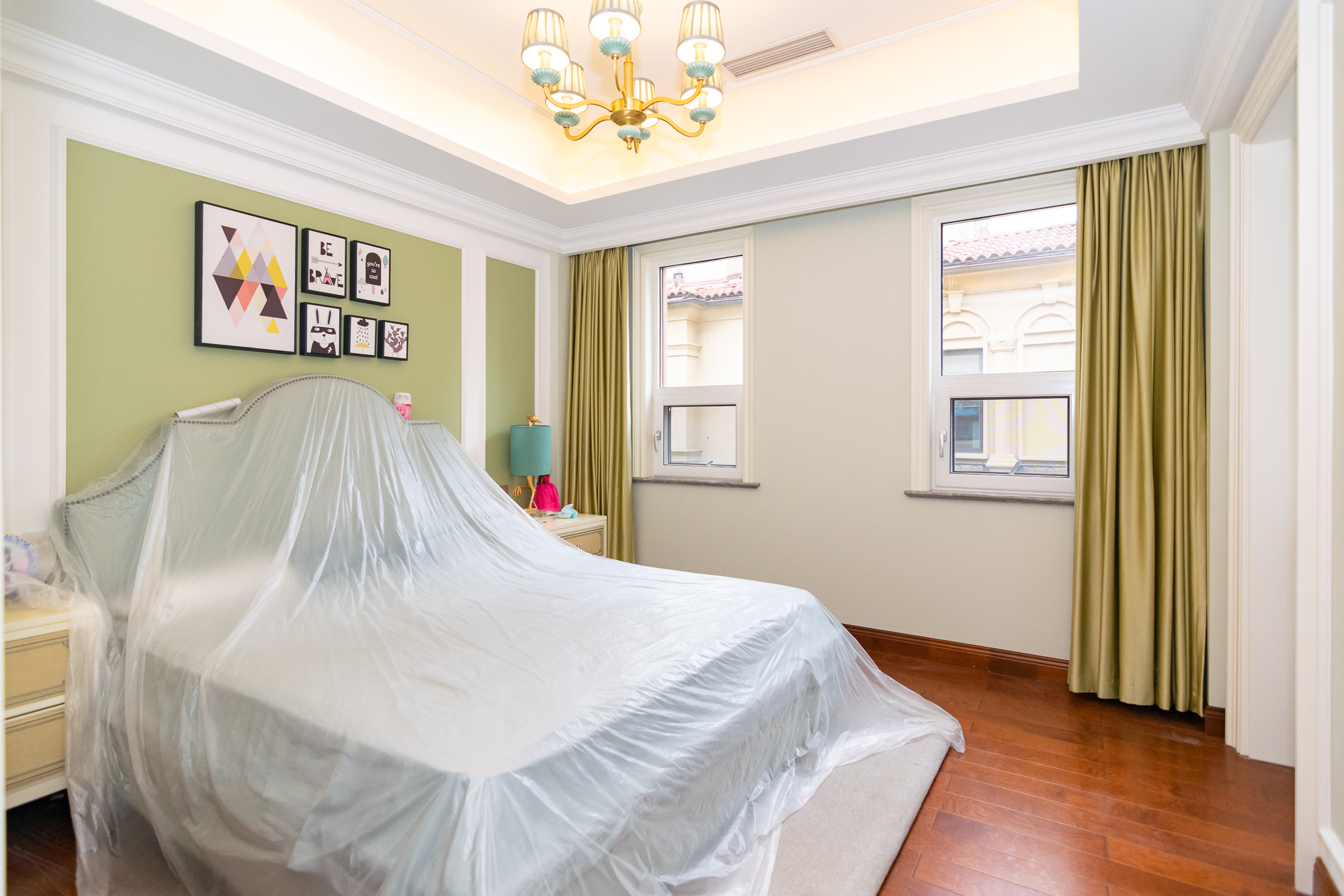 金地三千府(金地湖山樾、金地自在城) 7室3厅3卫 976.0万 金地三千府(金地湖山樾、金地自在城) 7室3厅3卫 976.0万卧室