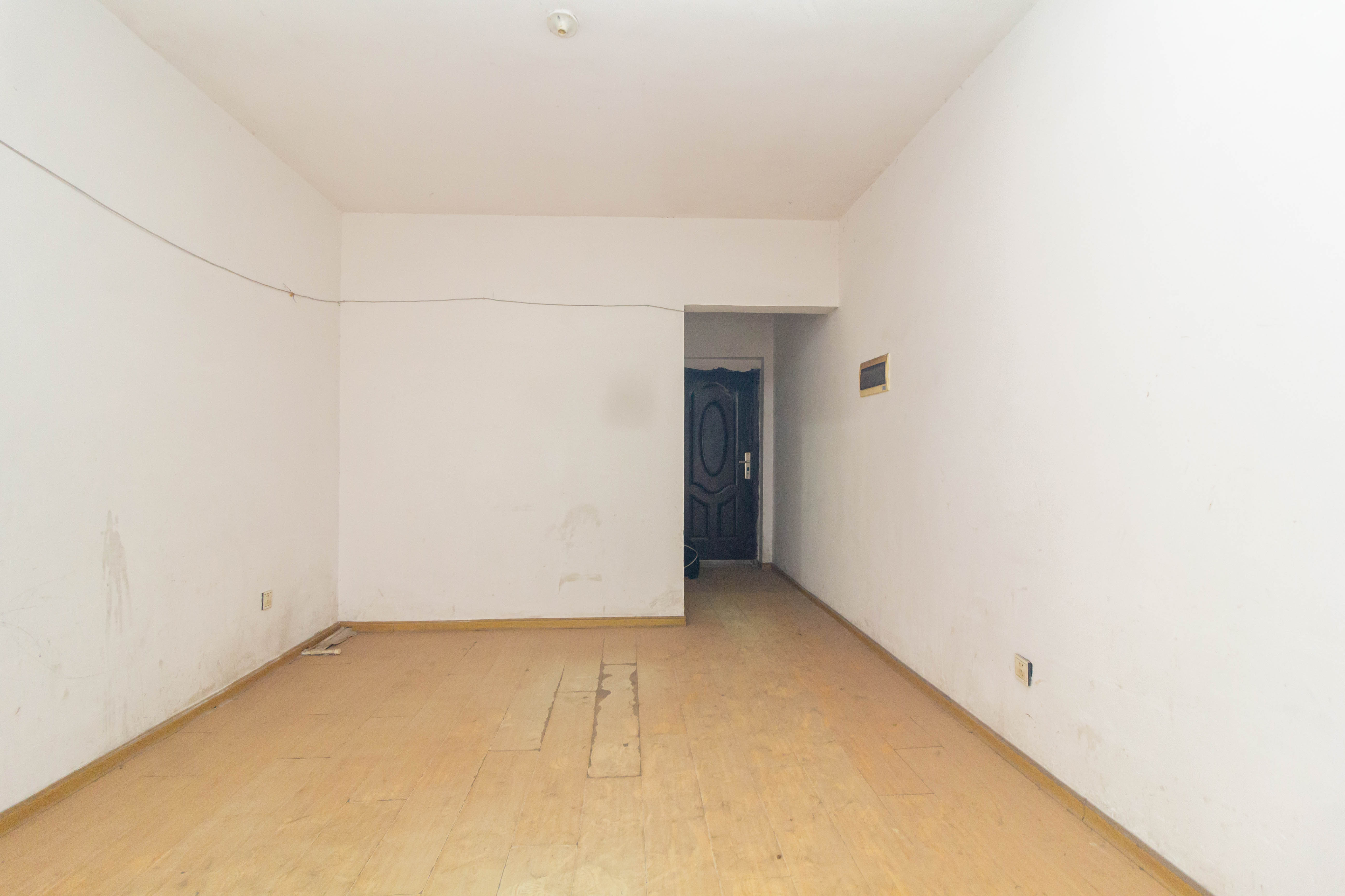 明天一城  2室2厅1卫    33.8万 明天一城  2室2厅1卫    33.8万客厅