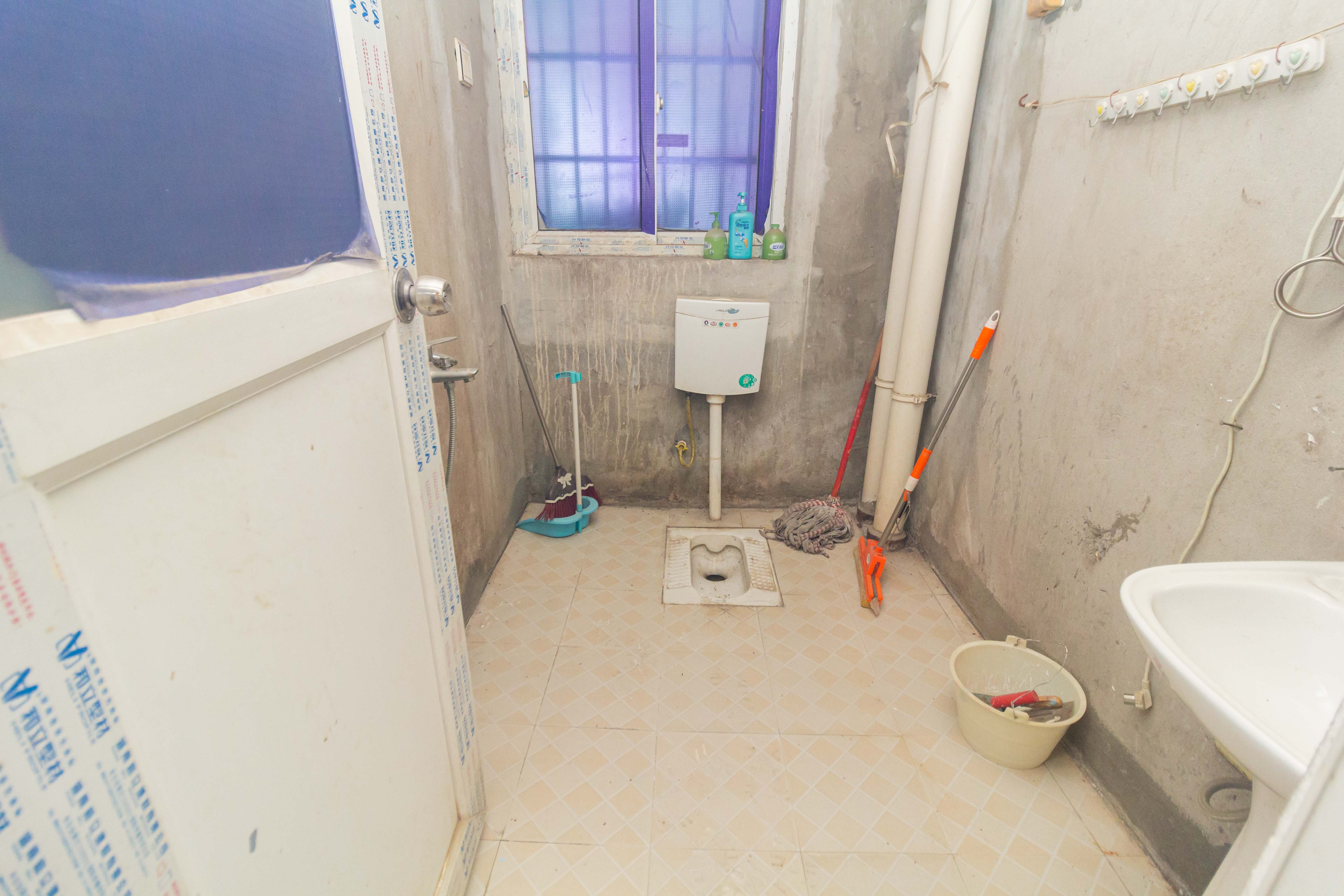 明天一城  2室2厅1卫    33.8万 明天一城  2室2厅1卫    33.8万卫生间