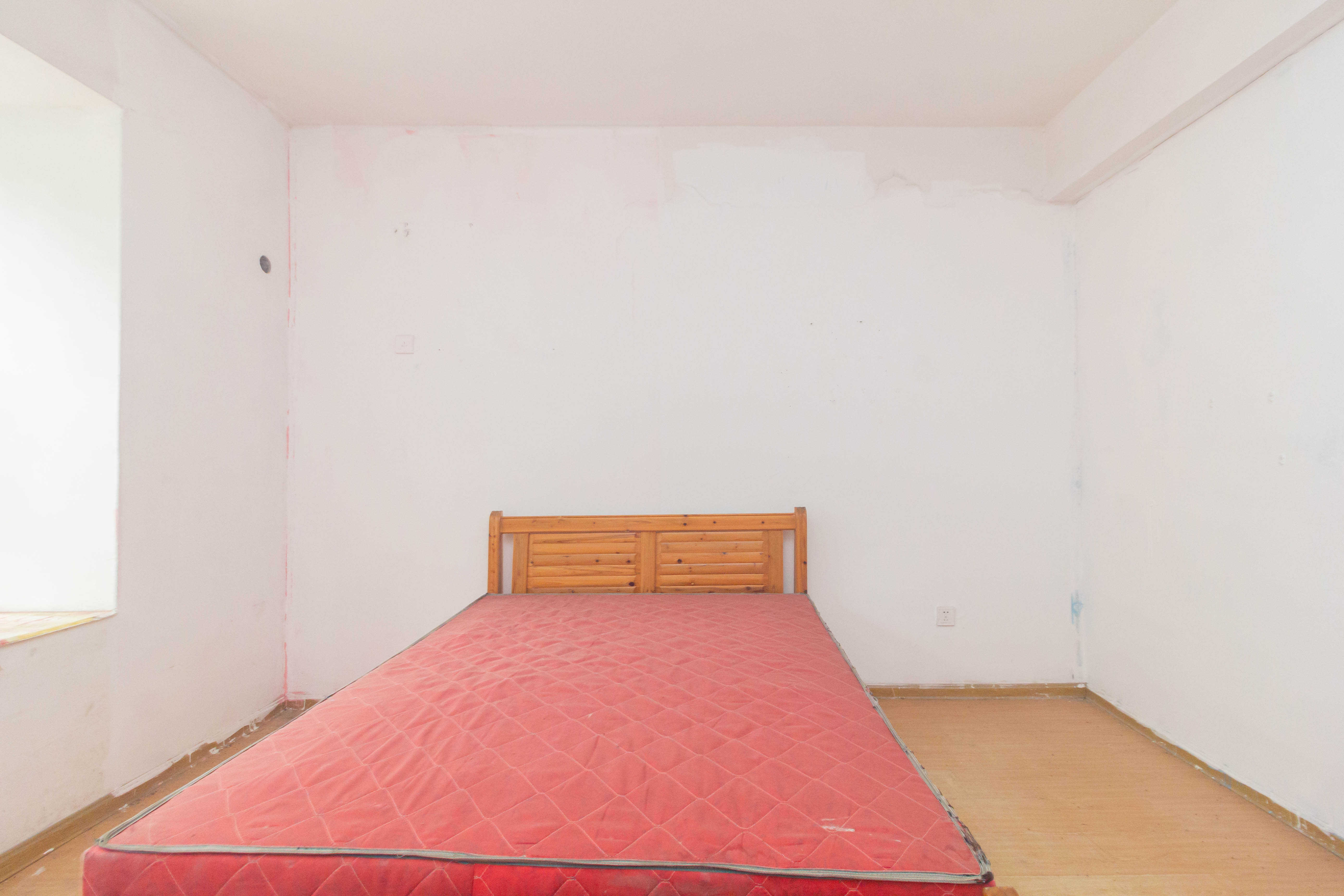 明天一城  2室2厅1卫    33.8万 明天一城  2室2厅1卫    33.8万卧室