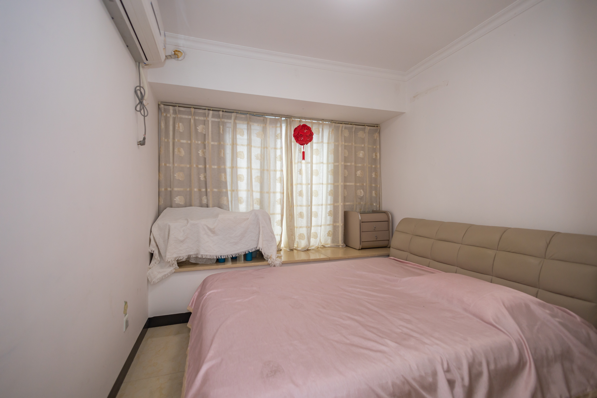 华润凤凰城二期 4室2厅2卫 110.0万 华润凤凰城二期 4室2厅2卫 110.0万卧室