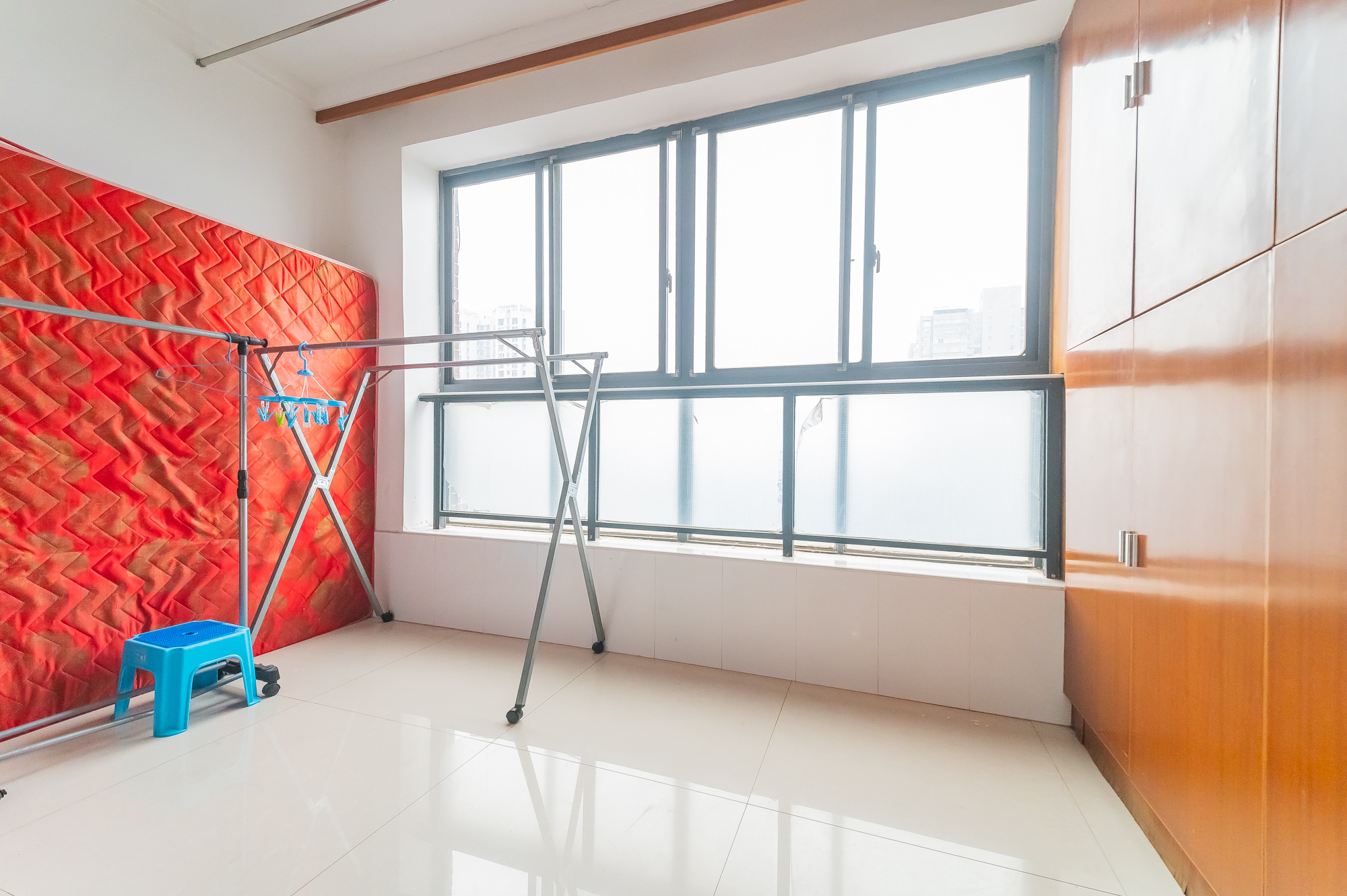 尚城 2室2厅1卫 65.0万 尚城 2室2厅1卫 65.0万阳台