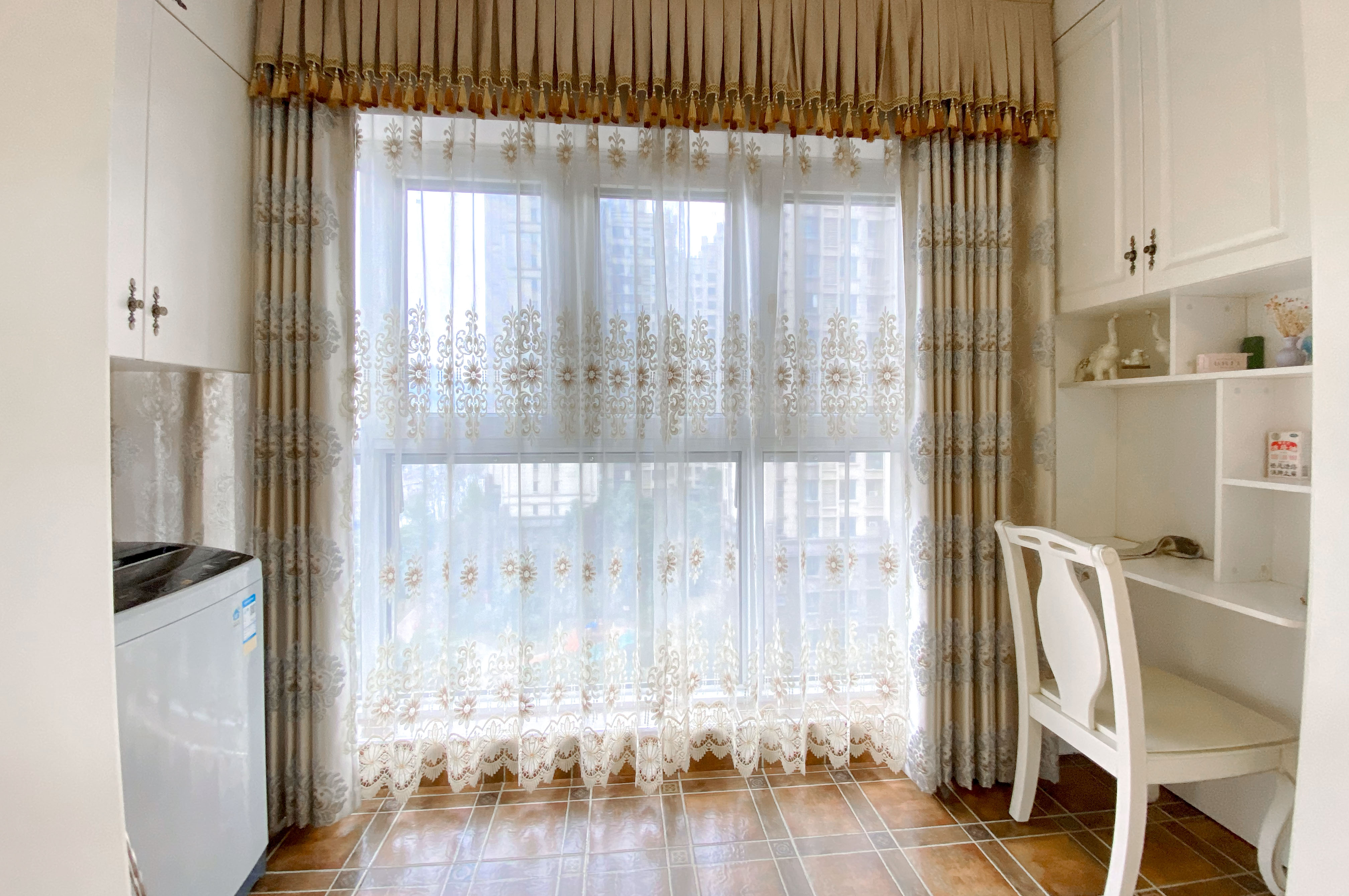 中海梅溪湖壹号  3室2厅2卫    165.6万 中海梅溪湖壹号  3室2厅2卫    165.6万卧室