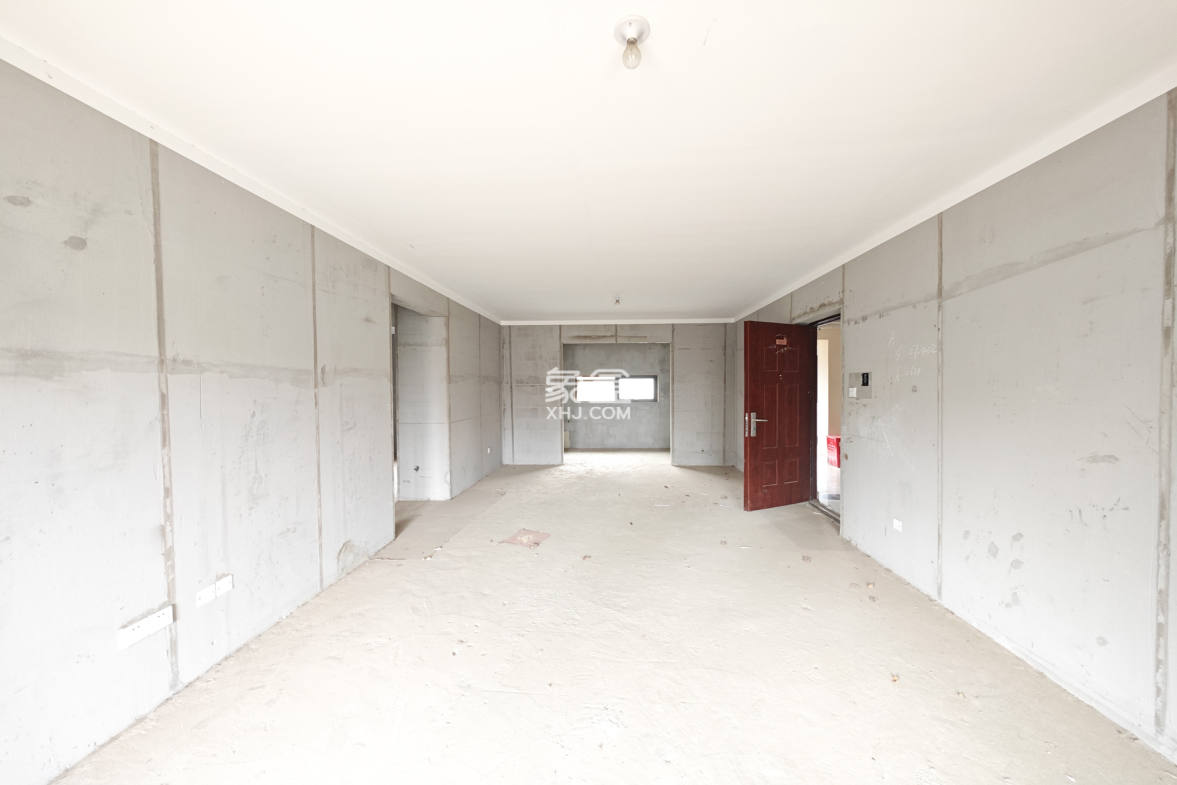 保利城(中航城国际社区、郡原美村) 4室2厅1卫 108.0万 保利城(中航城国际社区、郡原美村) 4室2厅1卫 108.0万客厅