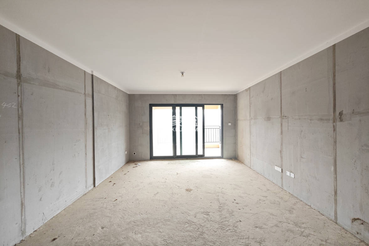 保利城(中航城国际社区、郡原美村) 4室2厅1卫 108.0万 保利城(中航城国际社区、郡原美村) 4室2厅1卫 108.0万客厅