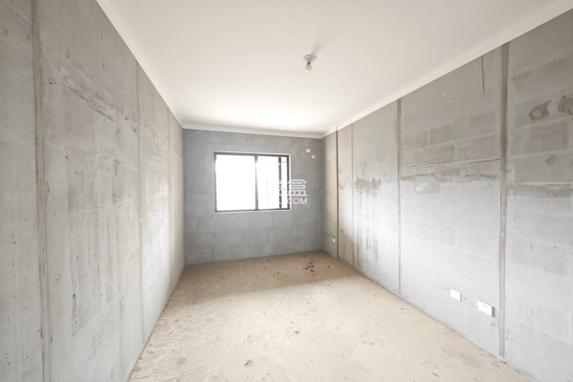 保利城(中航城国际社区、郡原美村) 4室2厅1卫 108.0万 保利城(中航城国际社区、郡原美村) 4室2厅1卫 108.0万卧室