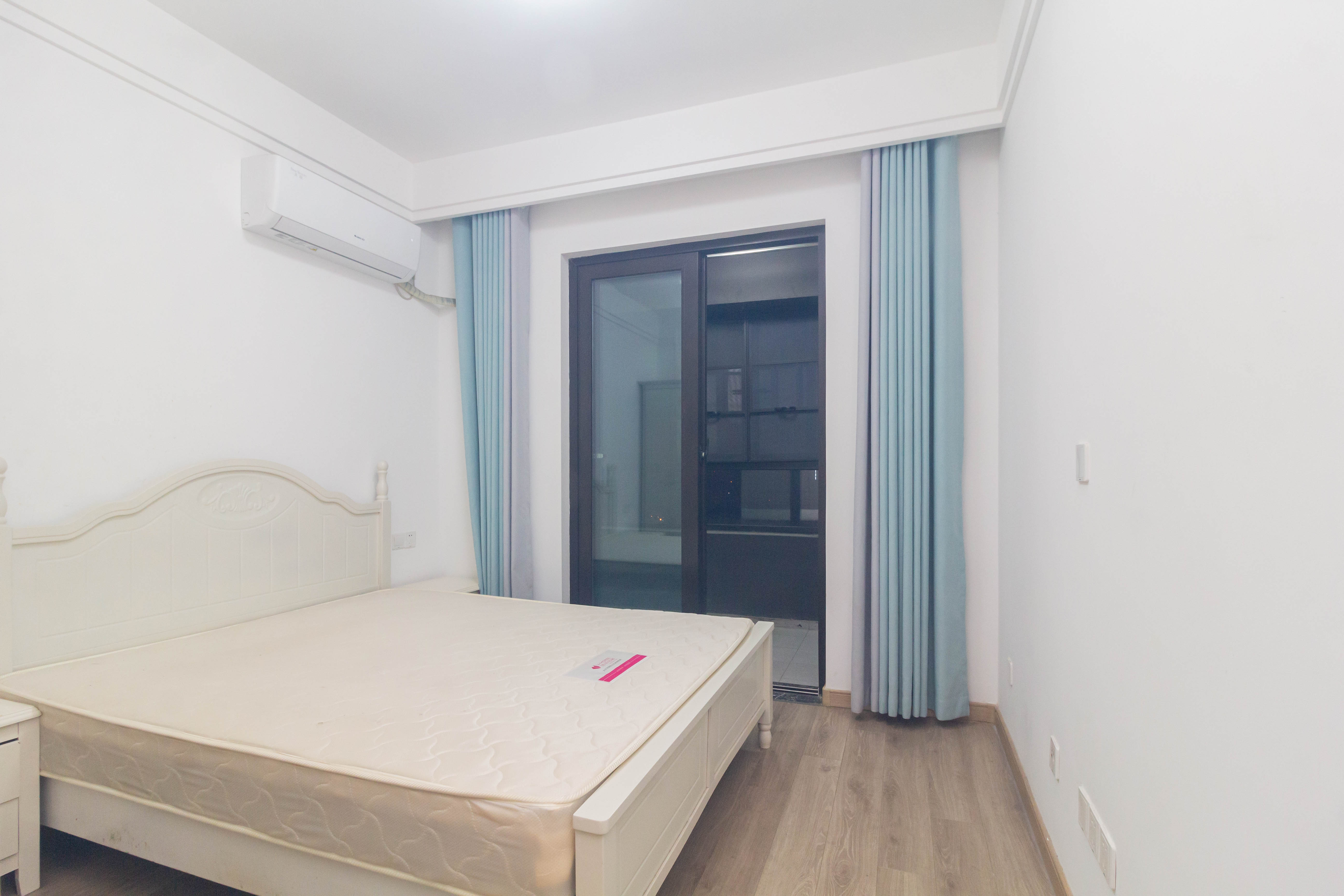 君合新城玺樾 4室2厅2卫 88.0万 君合新城玺樾 4室2厅2卫 88.0万卧室