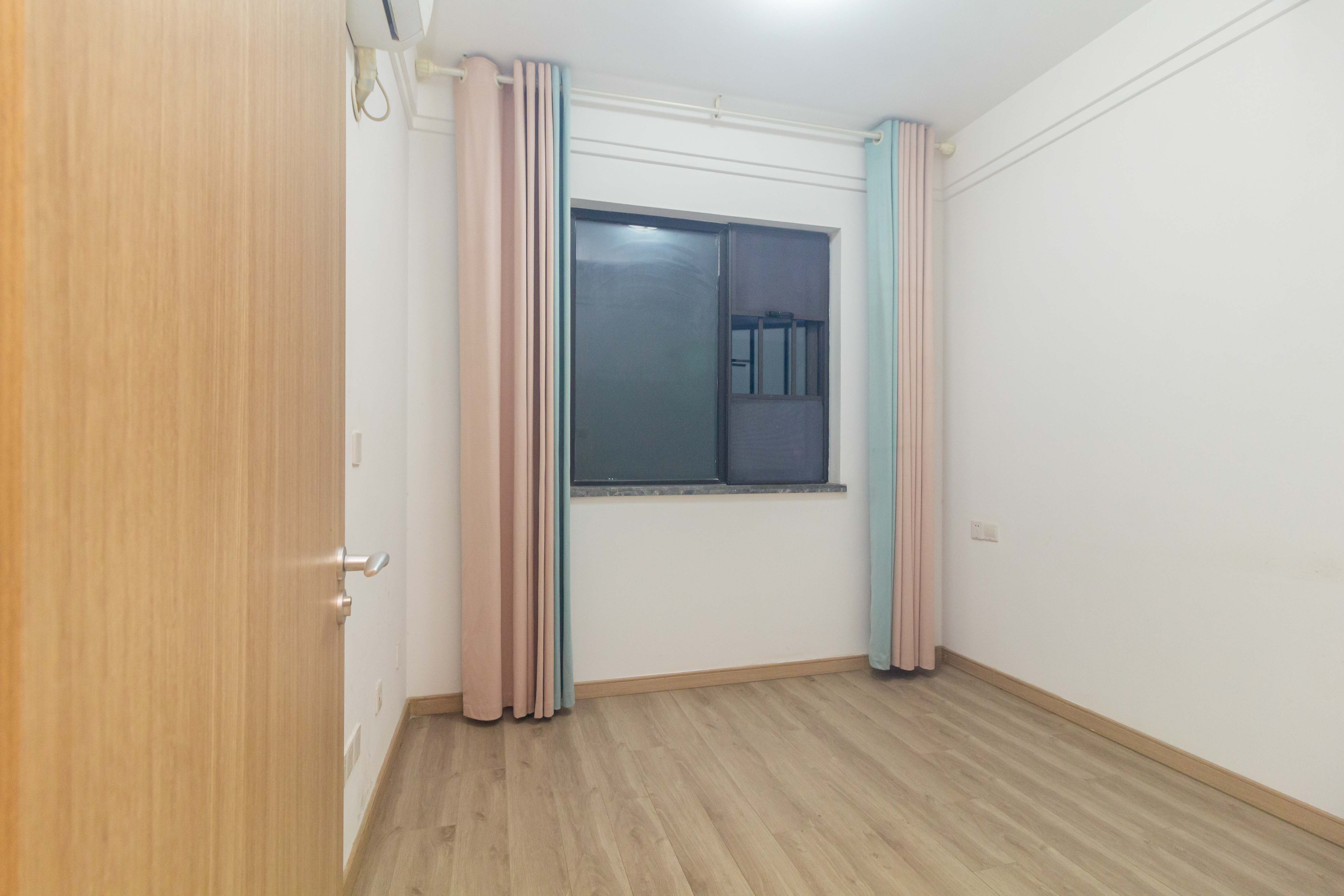 君合新城玺樾 4室2厅2卫 88.0万 君合新城玺樾 4室2厅2卫 88.0万卧室