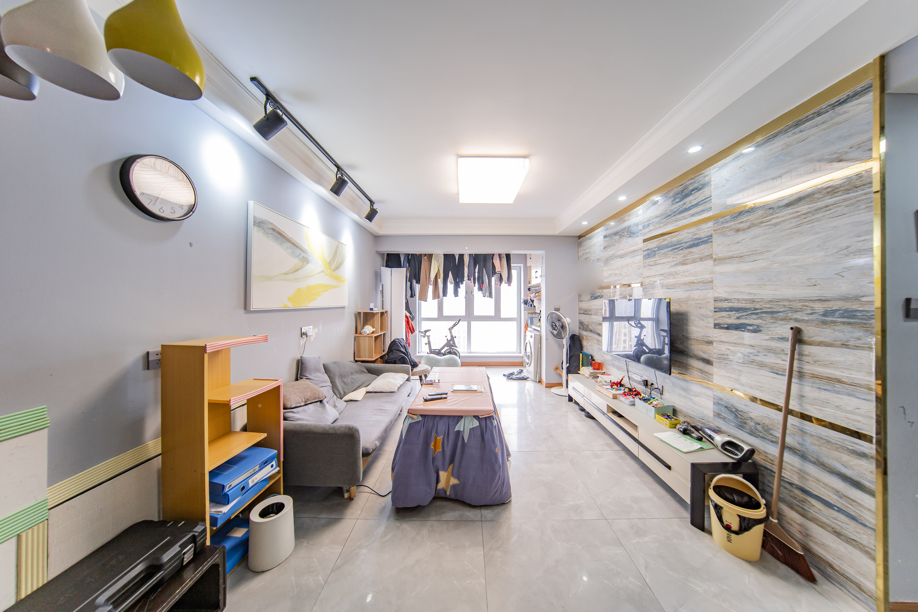 兰亭湾畔  3室2厅1卫    109.0万 兰亭湾畔  3室2厅1卫    109.0万客厅