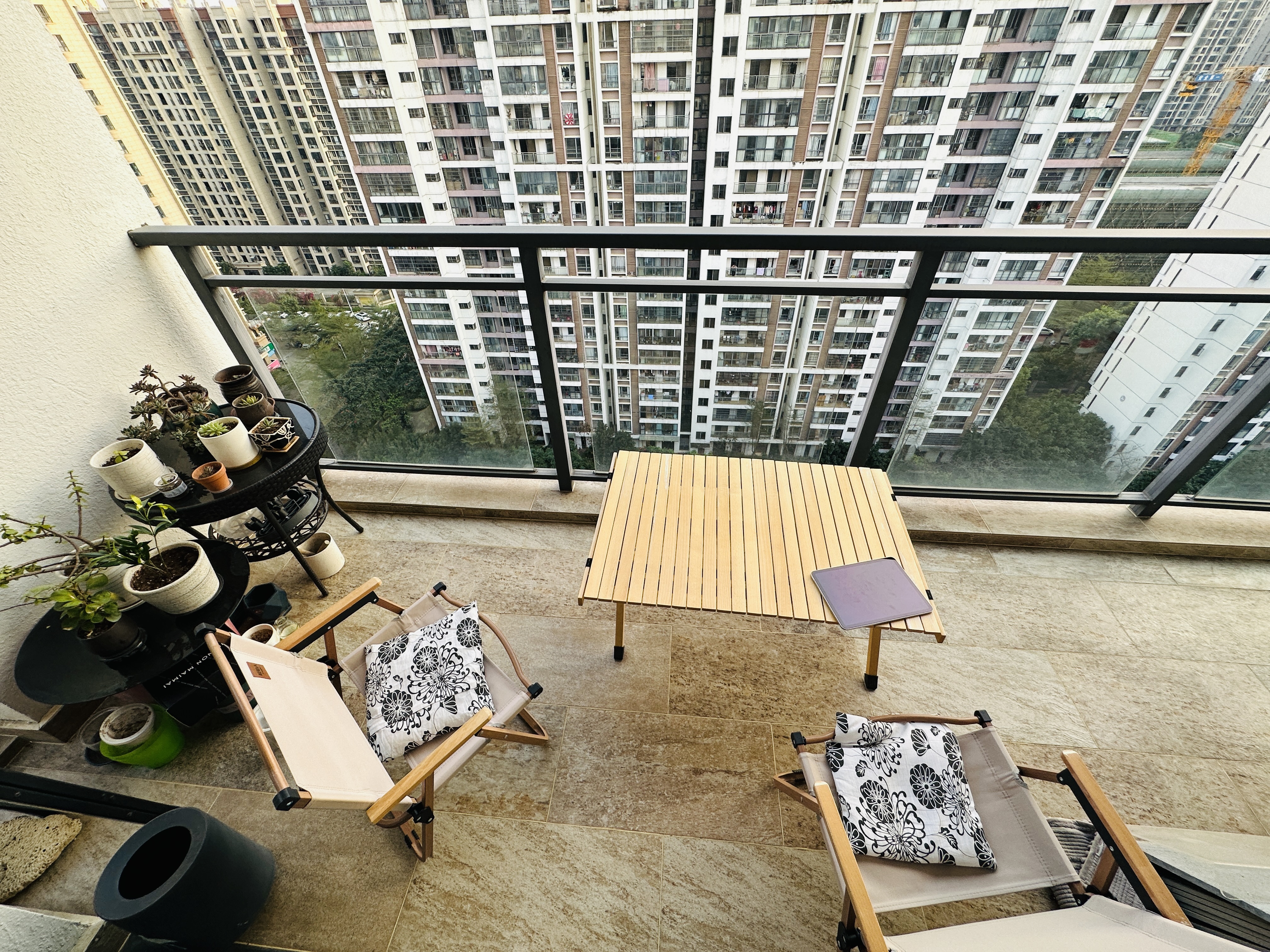 伊泰天骄一期 2室2厅1卫 120.0万 伊泰天骄一期 2室2厅1卫 120.0万阳台