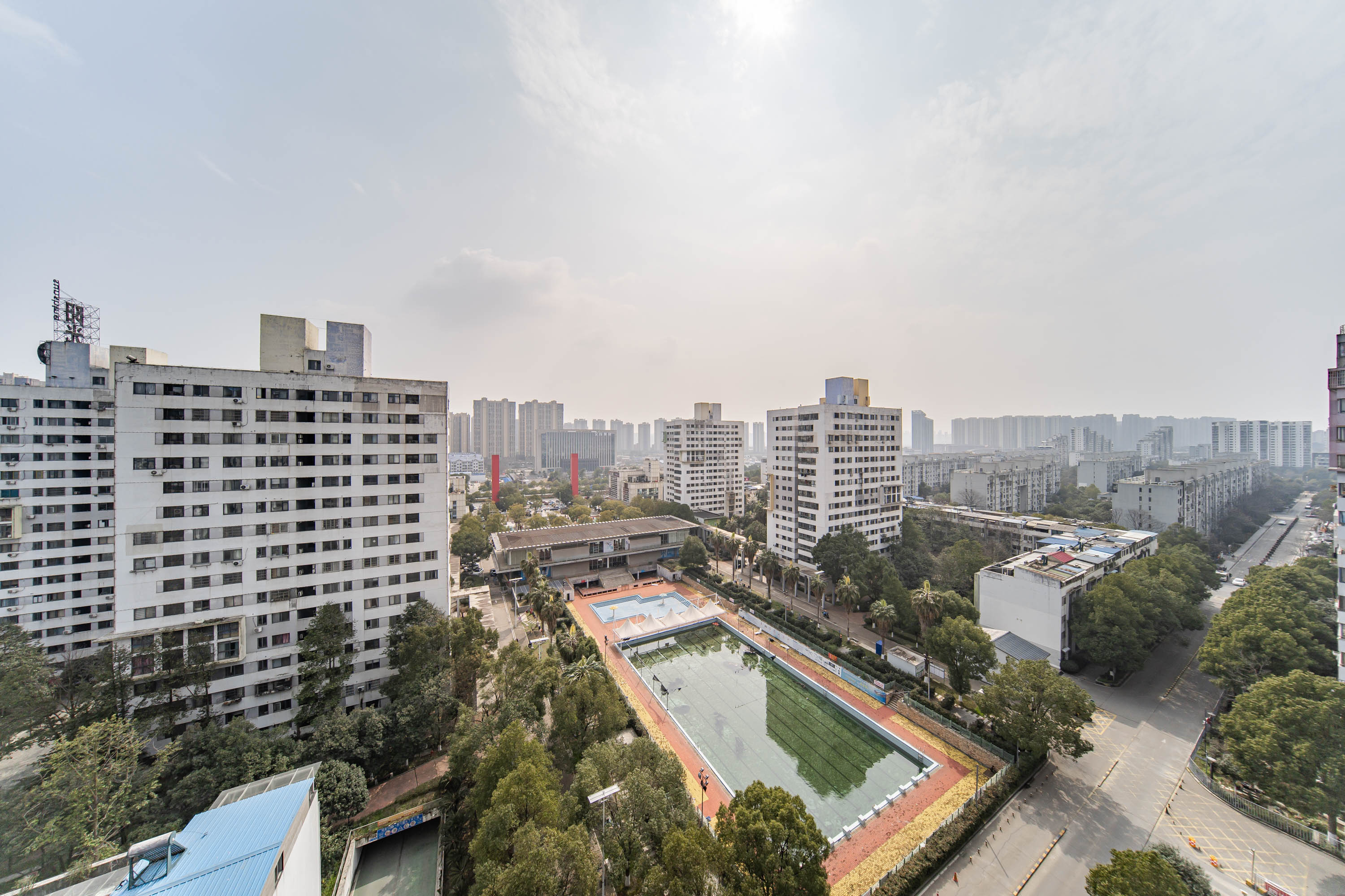 阳光100一期、四五期  4室2厅1卫   160.00万其他