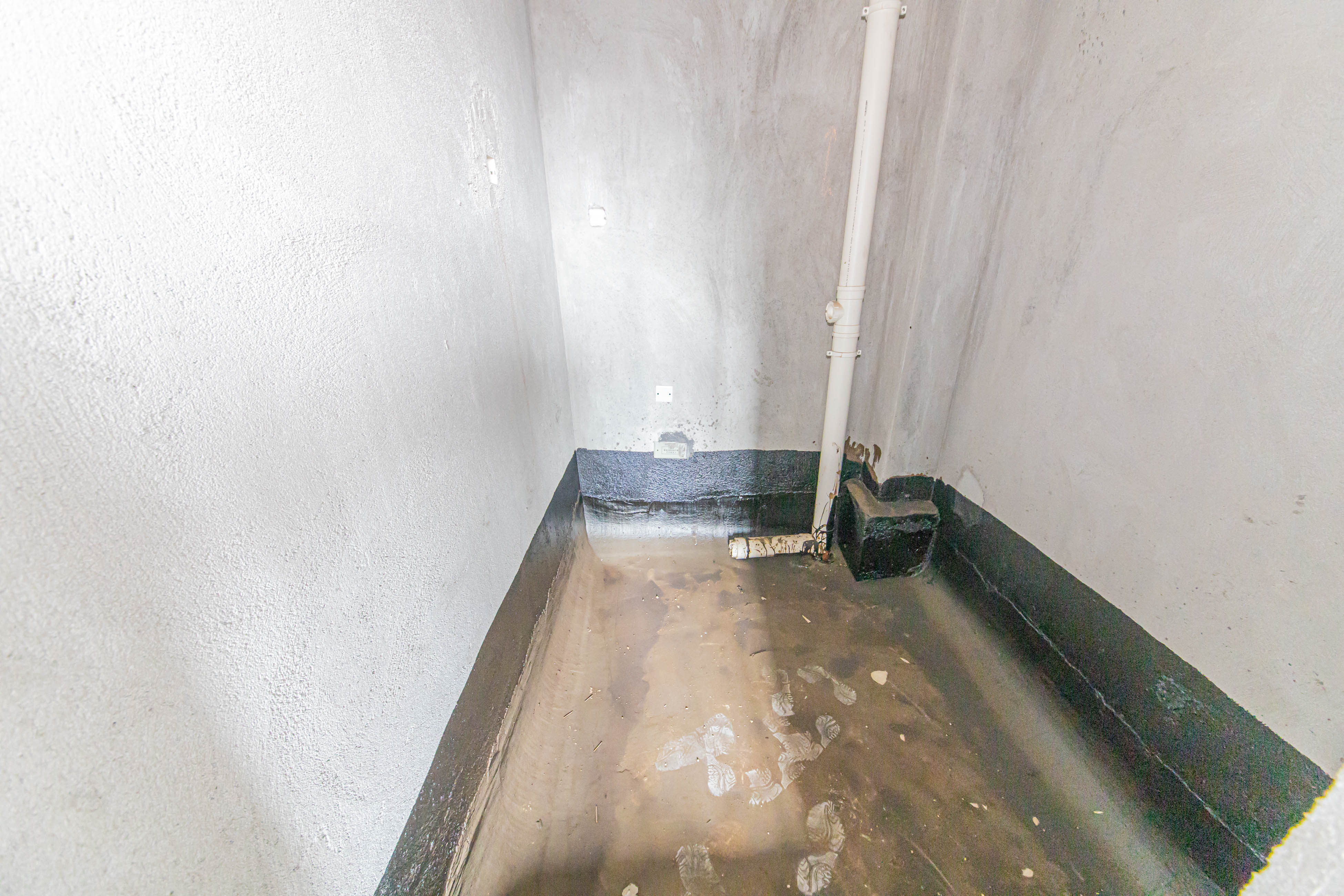 和泓融成府  4室2厅3卫   153.00万卫生间