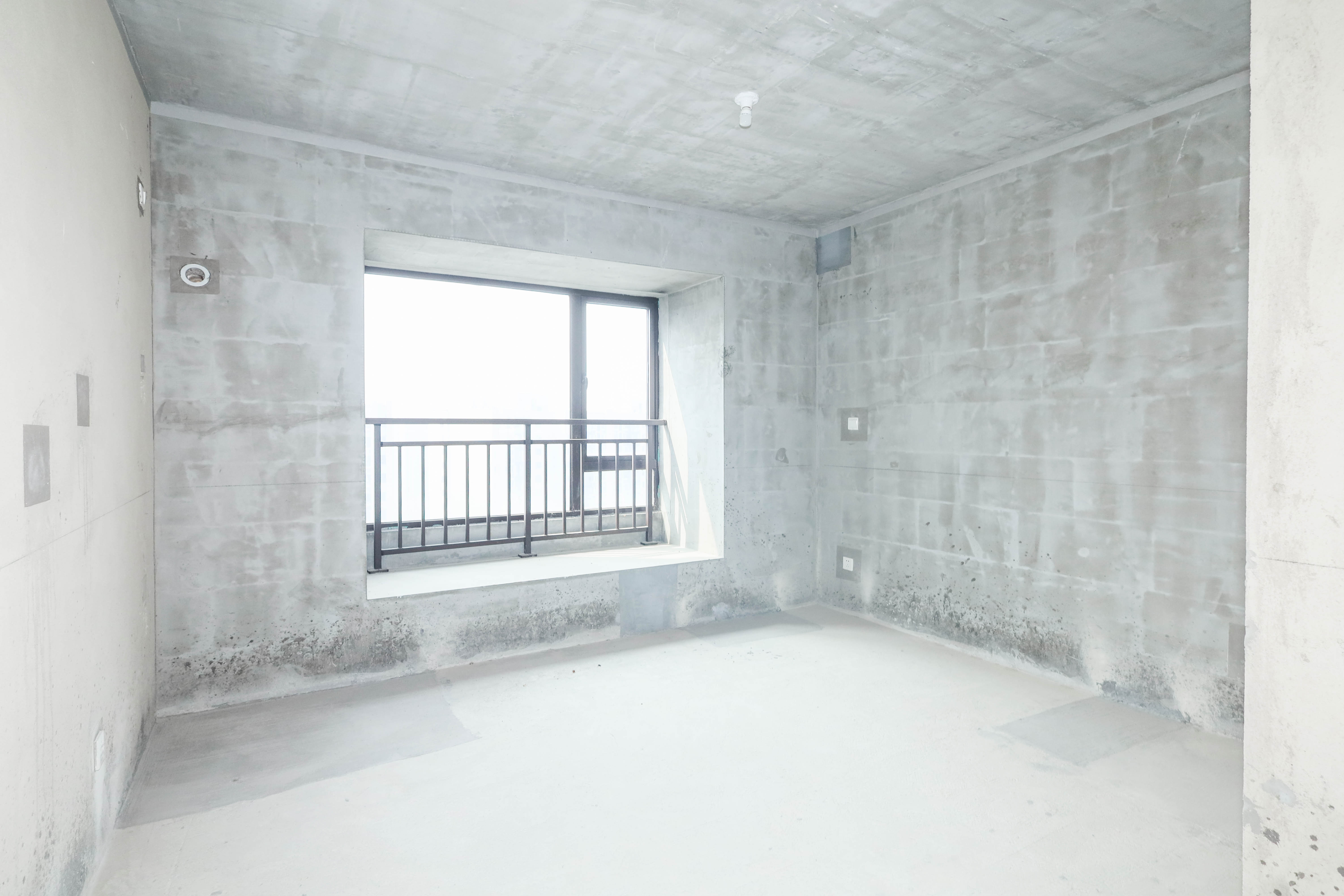 中国铁建梅溪青秀三期  4室2厅2卫   242.00万卧室