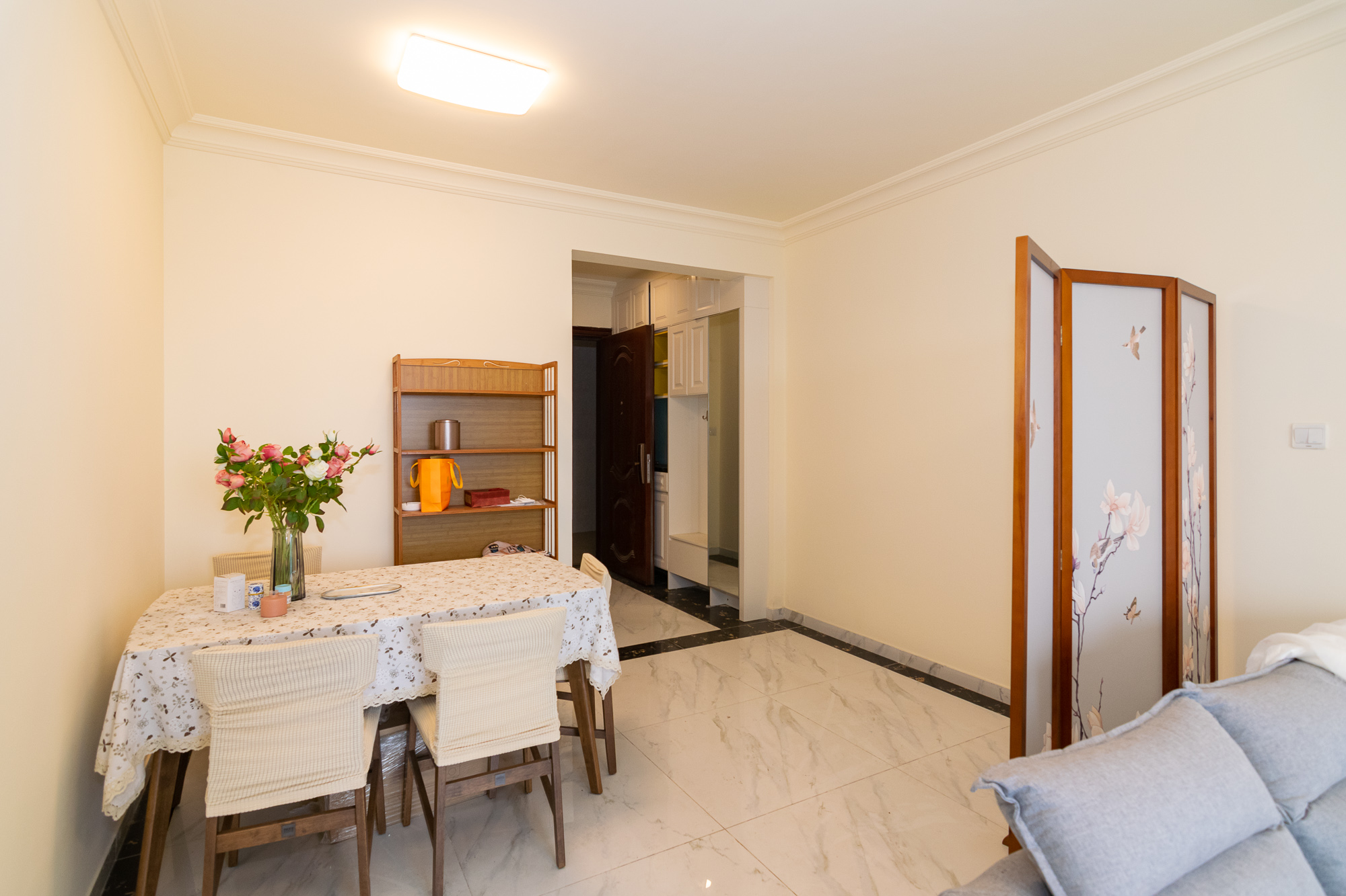 碧桂园高尔夫花园  3室2厅1卫    69.8万 碧桂园高尔夫花园  3室2厅1卫    69.8万客厅