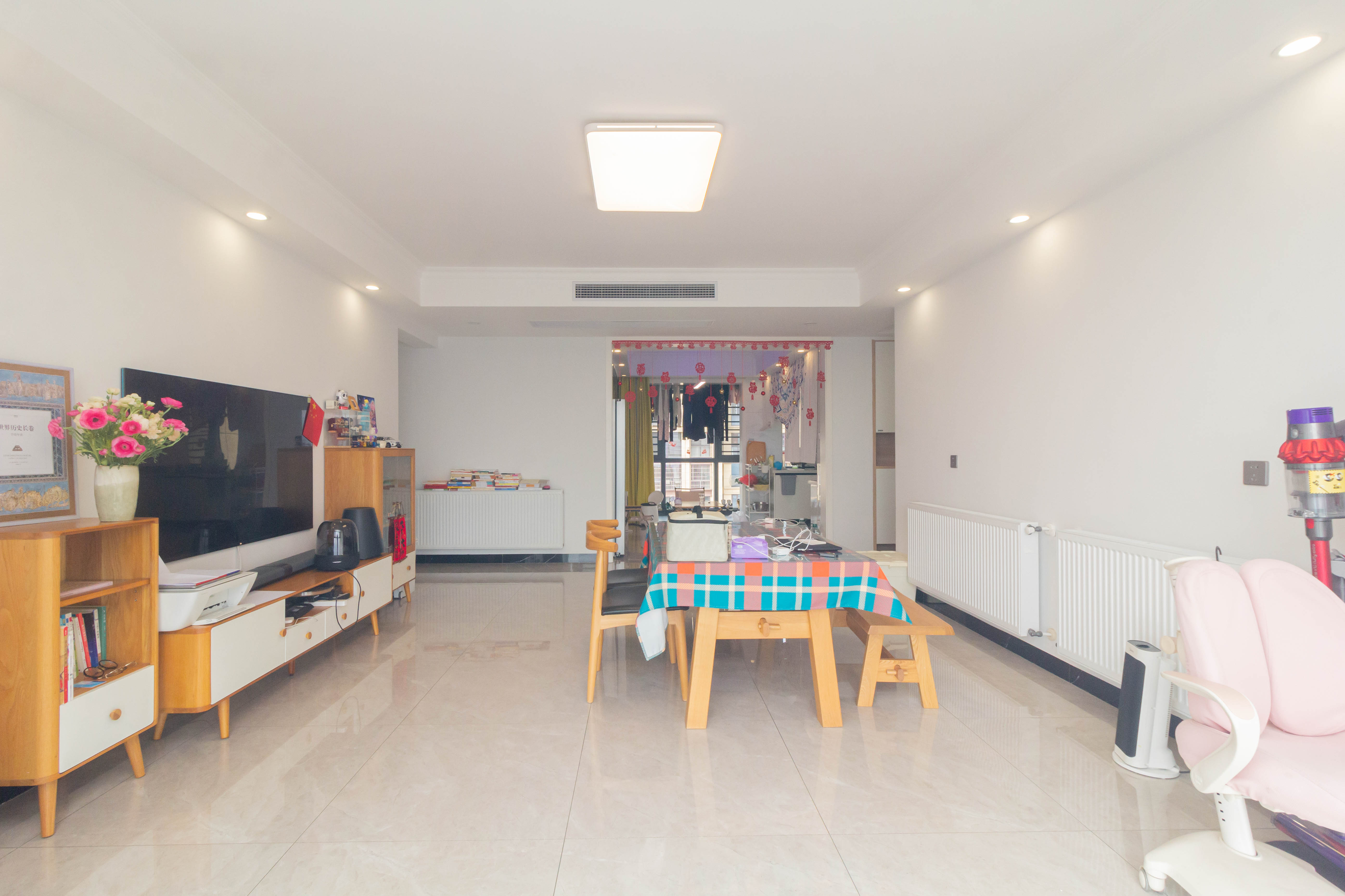 东方美地  3室2厅2卫    118.0万 东方美地  3室2厅2卫    118.0万客厅