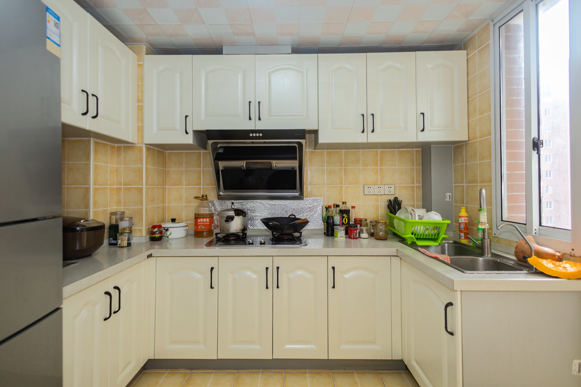 星城雅郡 3室2厅2卫 89.8万 星城雅郡 3室2厅2卫 89.8万厨房