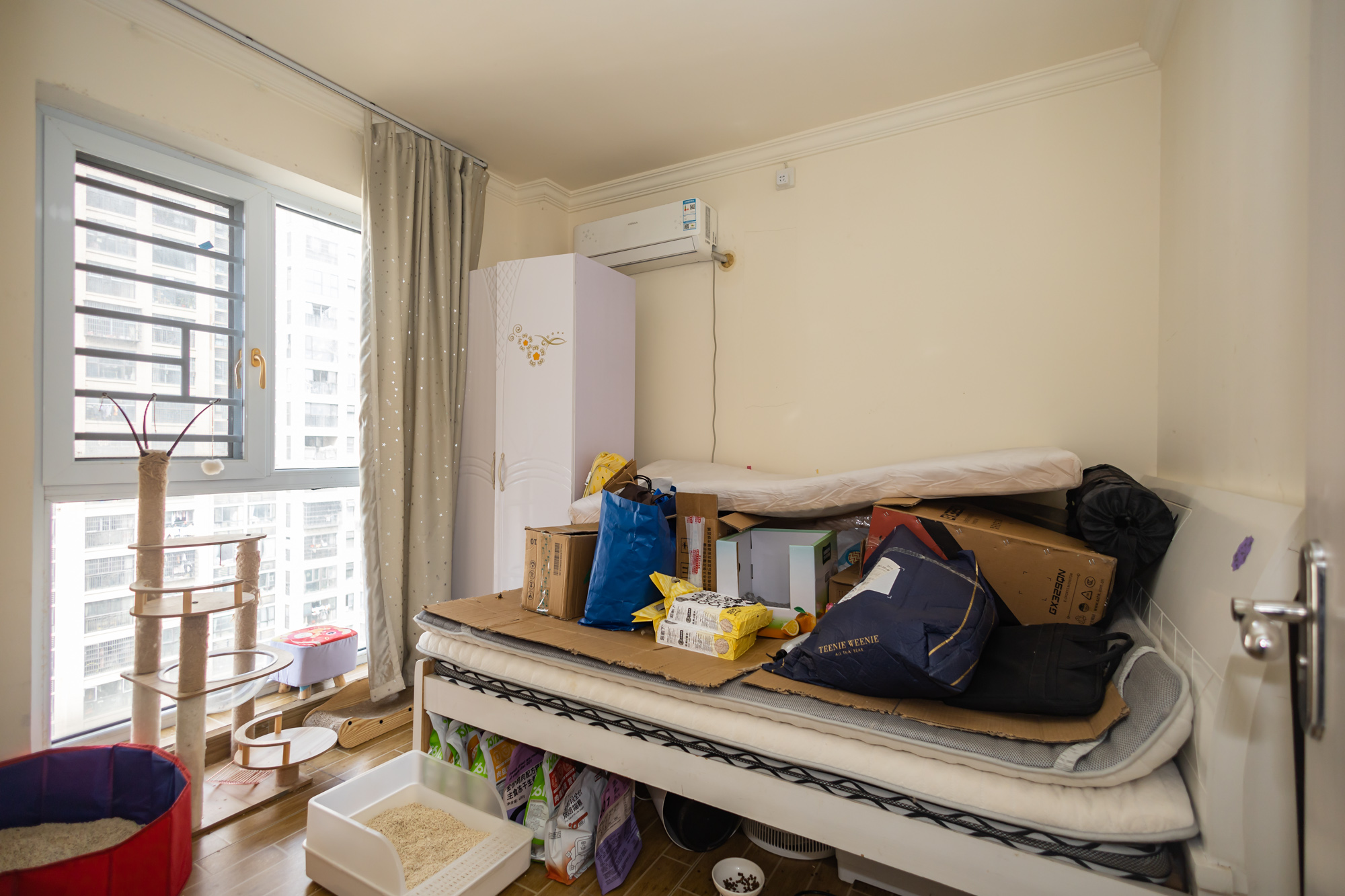 金科时代中心  2室2厅1卫    47.5万卧室