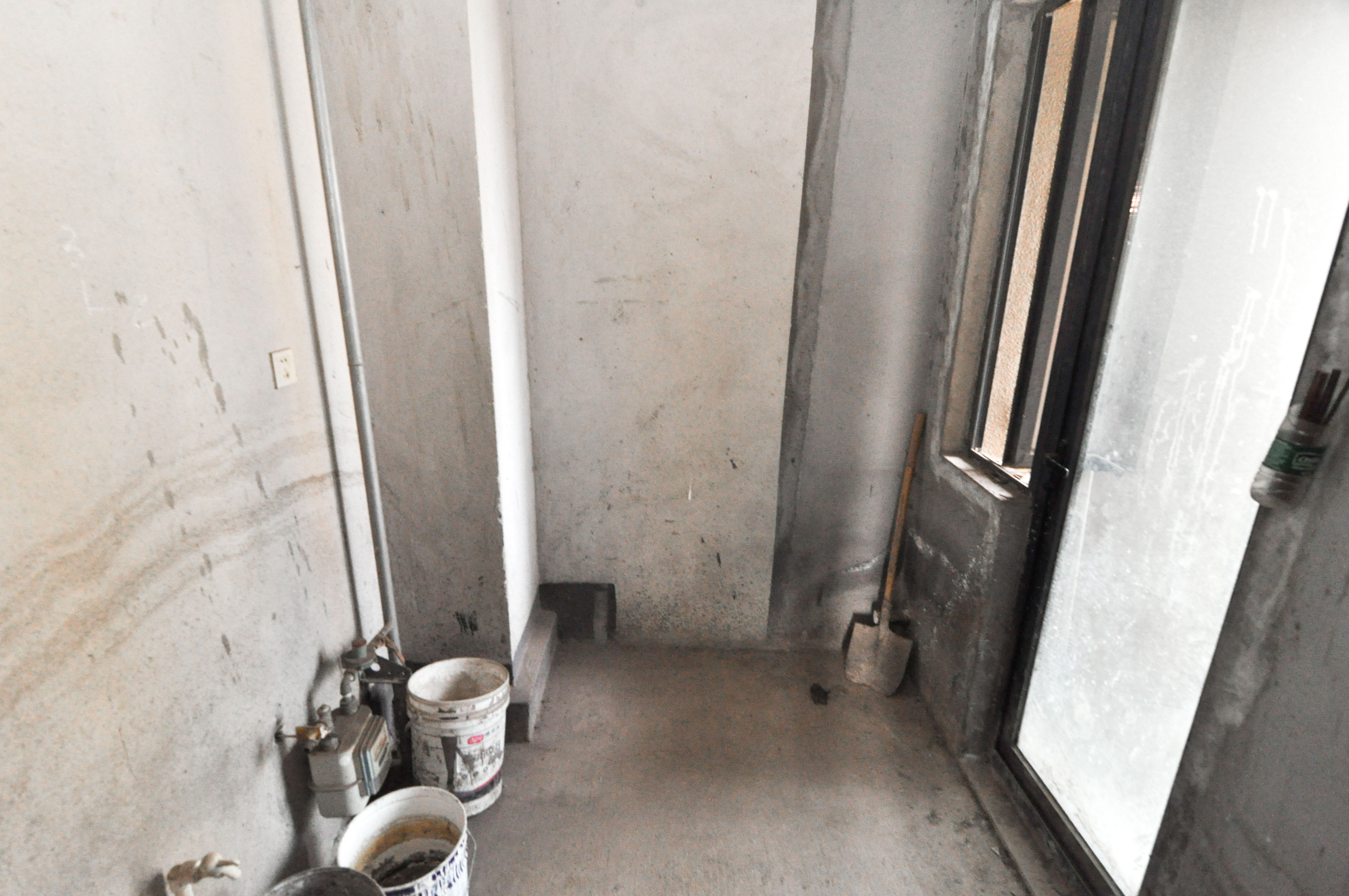 中建梅溪湖中心  3室2厅2卫   180.00万其他