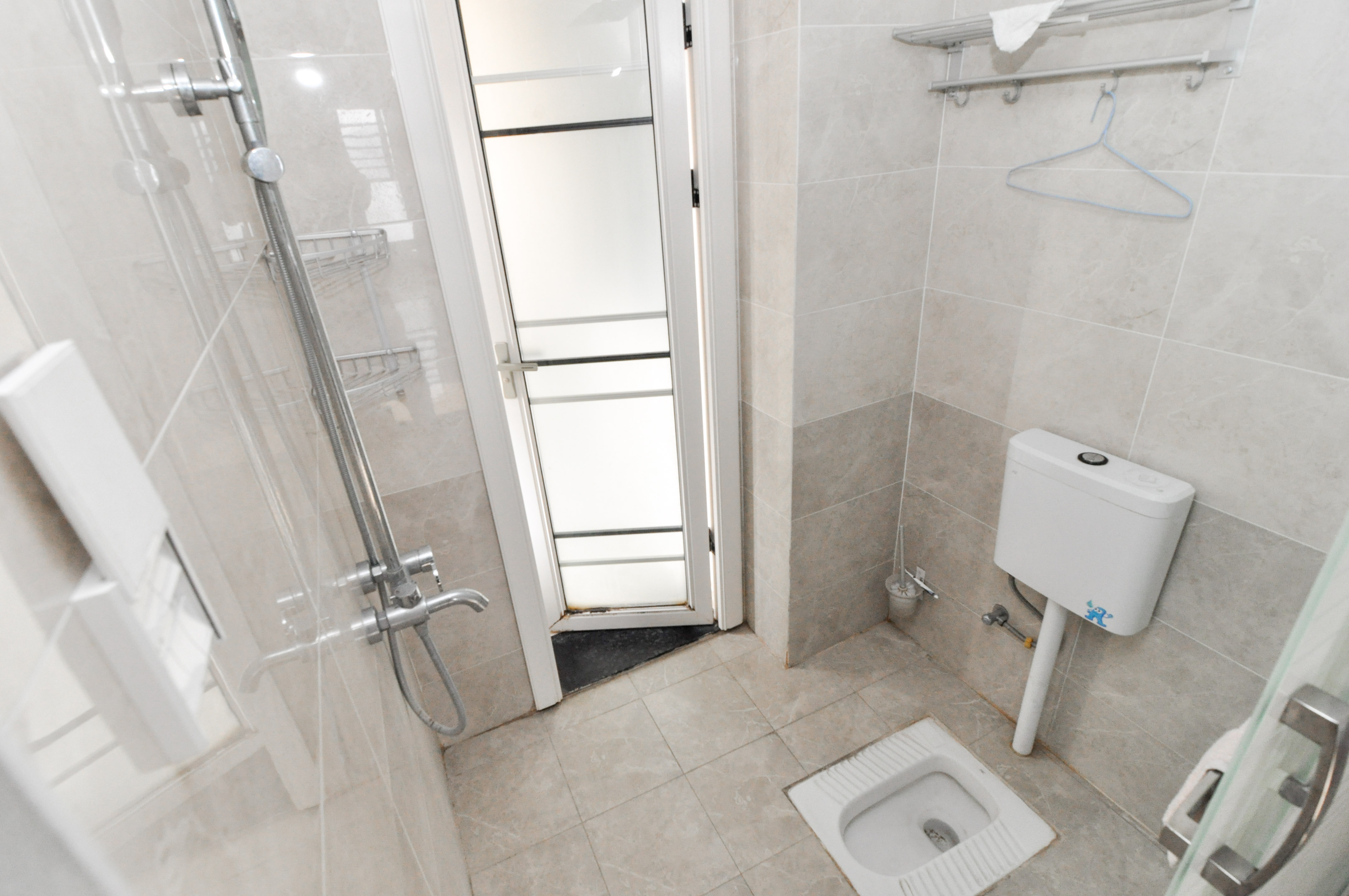 中建梅溪湖中心  3室2厅2卫    146.0万 中建梅溪湖中心  3室2厅2卫    146.0万卫生间