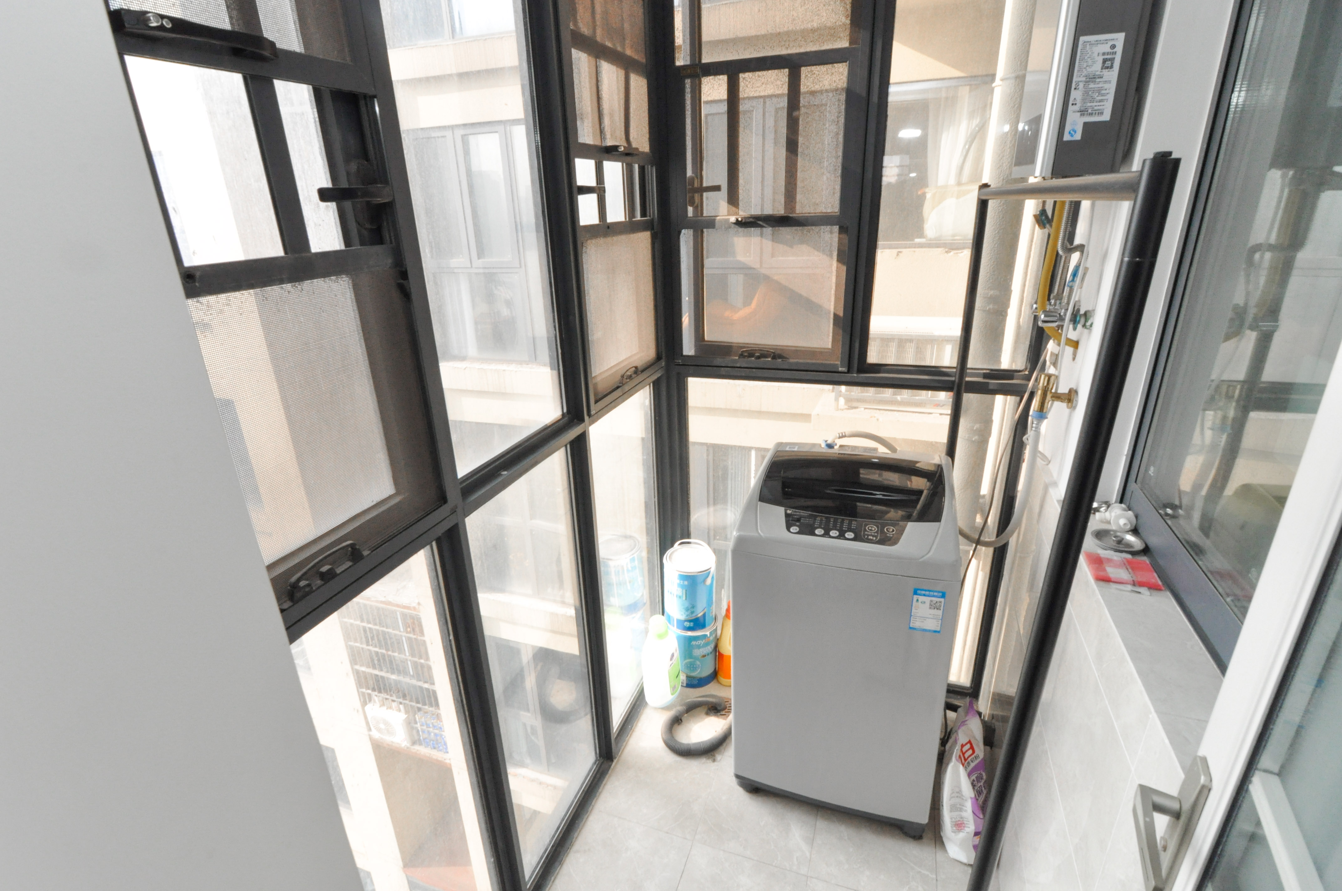 中建梅溪湖中心  3室2厅2卫    146.0万 中建梅溪湖中心  3室2厅2卫    146.0万卧室