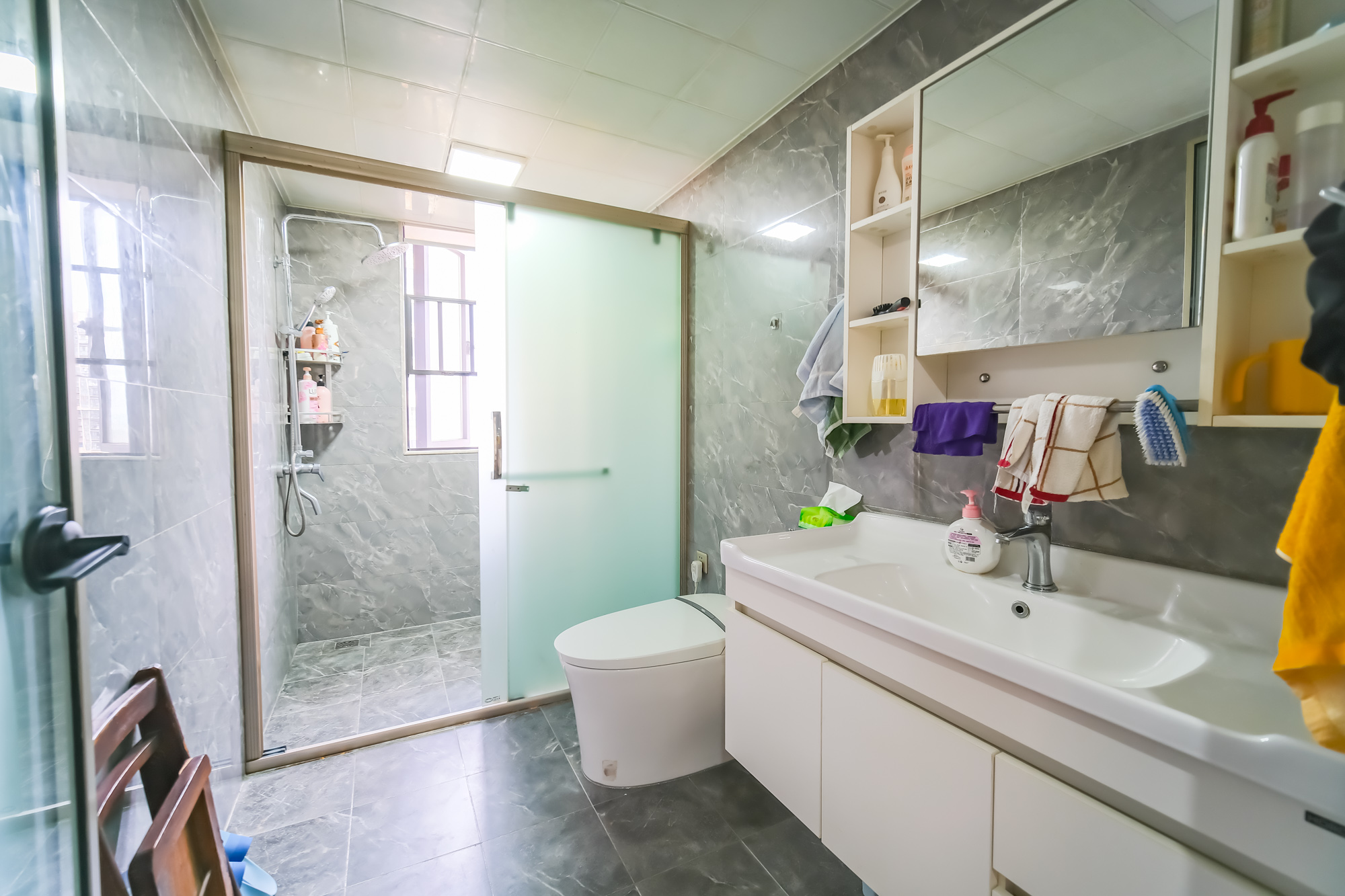 星城春晓  3室2厅2卫    90.0万卫生间