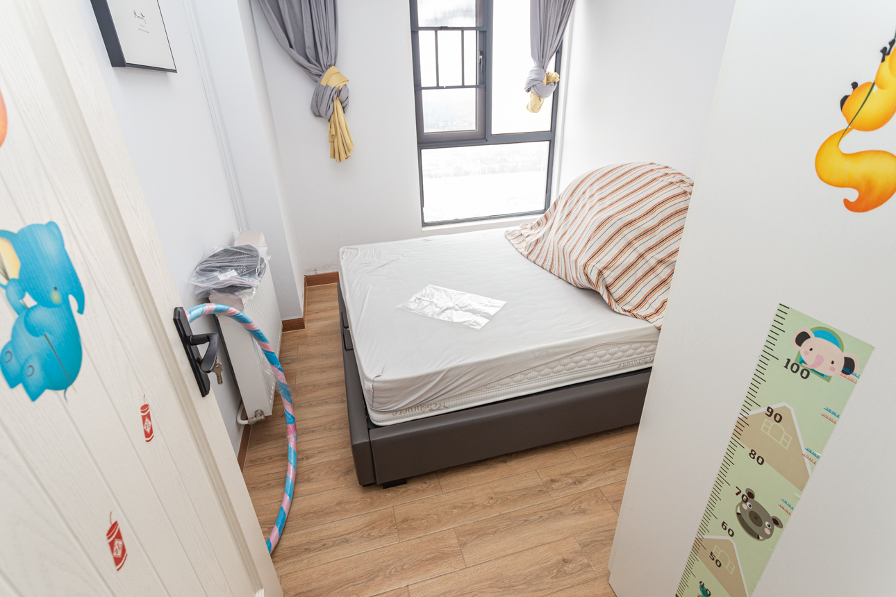 勤诚达新界  5室2厅2卫    118.0万 勤诚达新界  5室2厅2卫    118.0万卧室