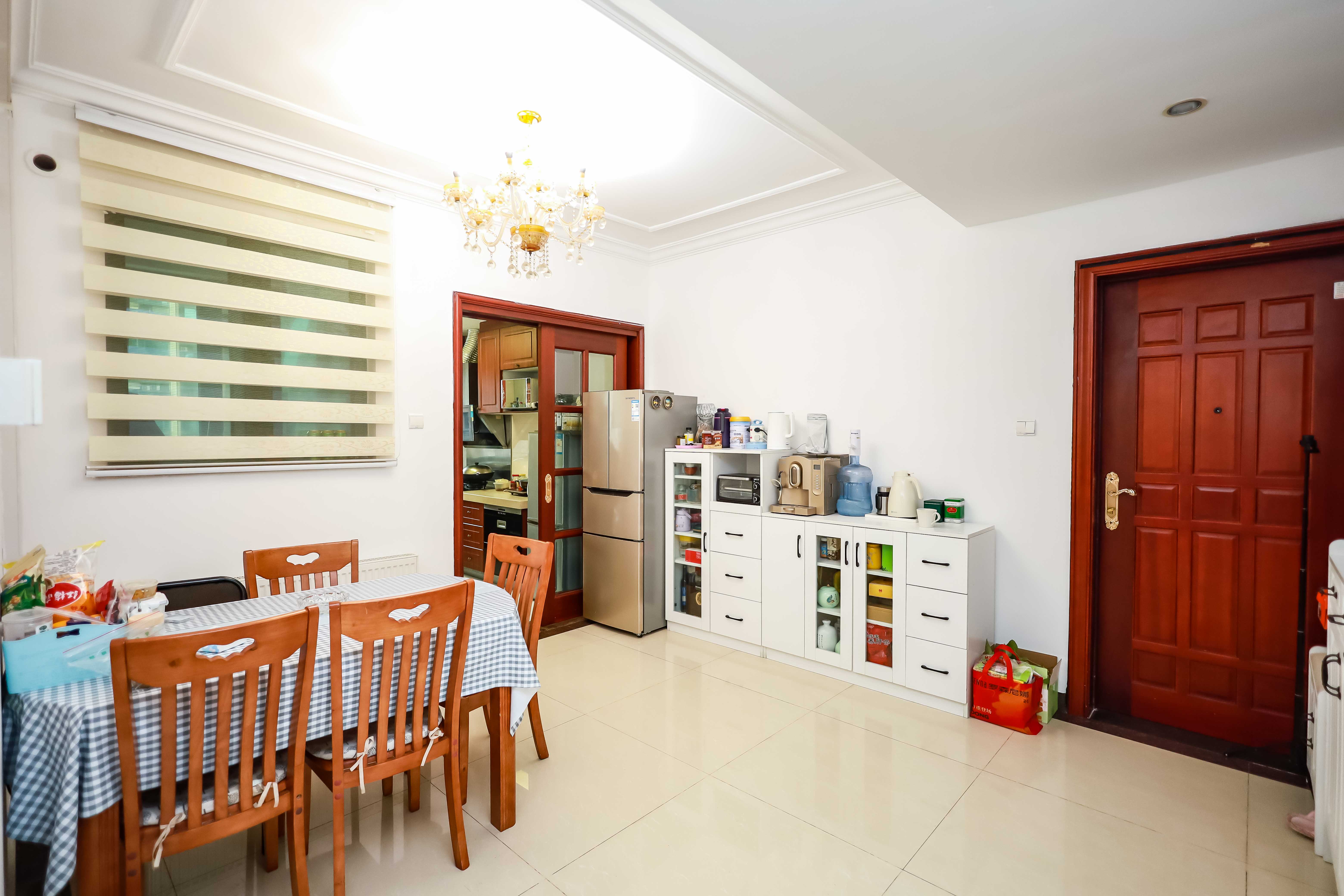 恒大华府 3室2厅2卫 248.0万 恒大华府 3室2厅2卫 248.0万客厅