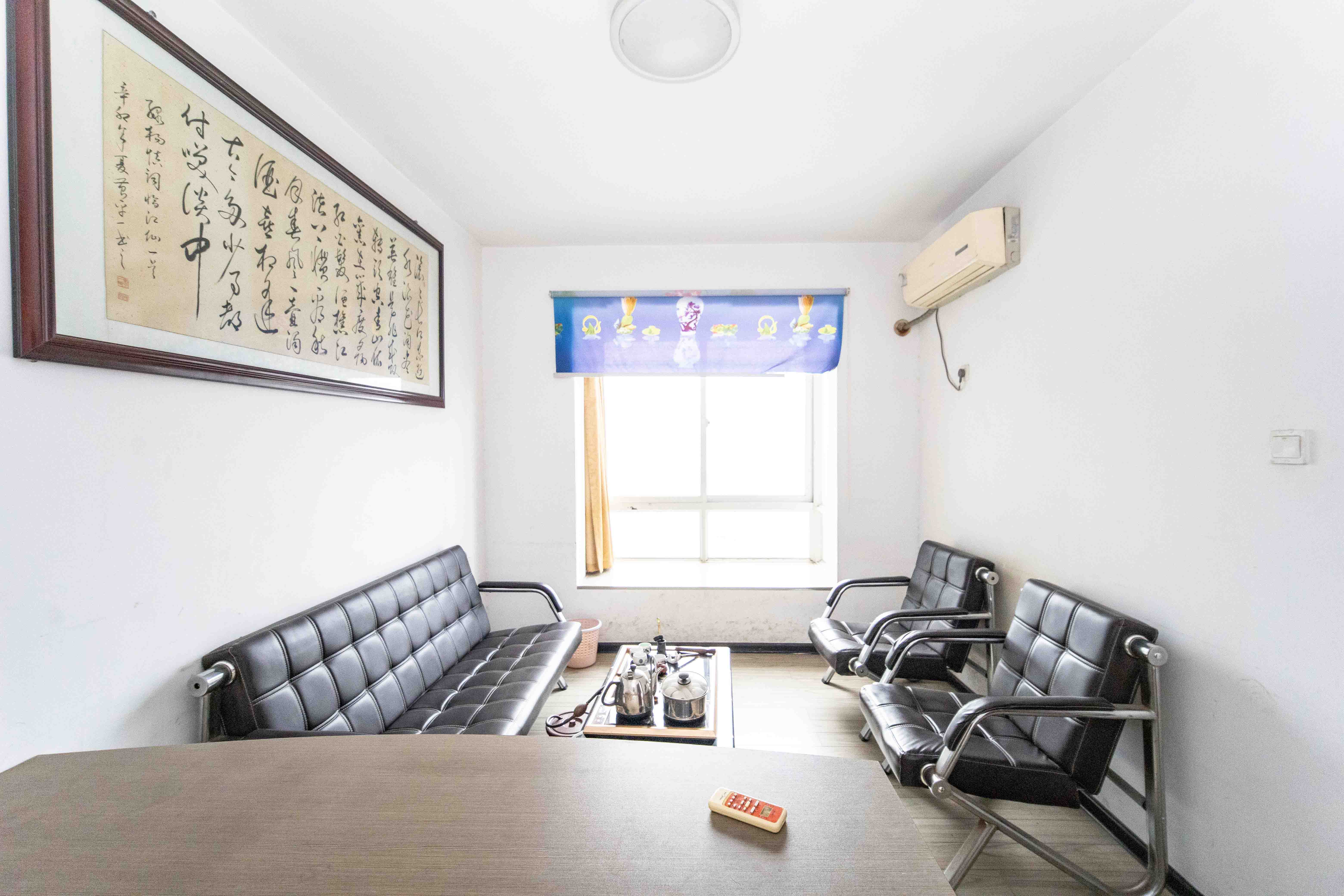 东门壹号家园  2室2厅1卫   68.80万卧室