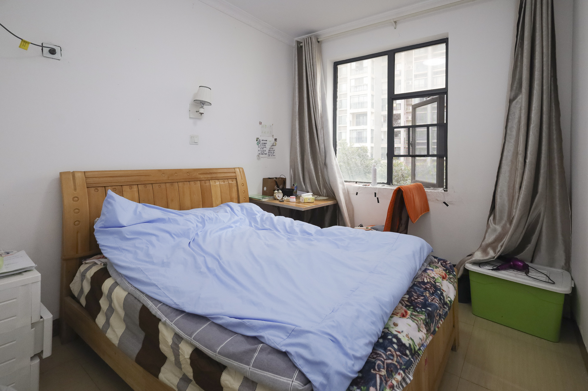 极目楚天 2室1厅1卫 60.8万 极目楚天 2室1厅1卫 60.8万卧室