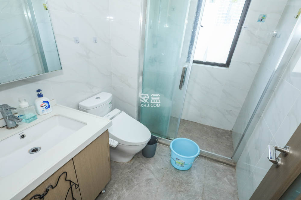 招商華發(fā)依云曦城  4室2廳1衛(wèi)   191.00萬(wàn)