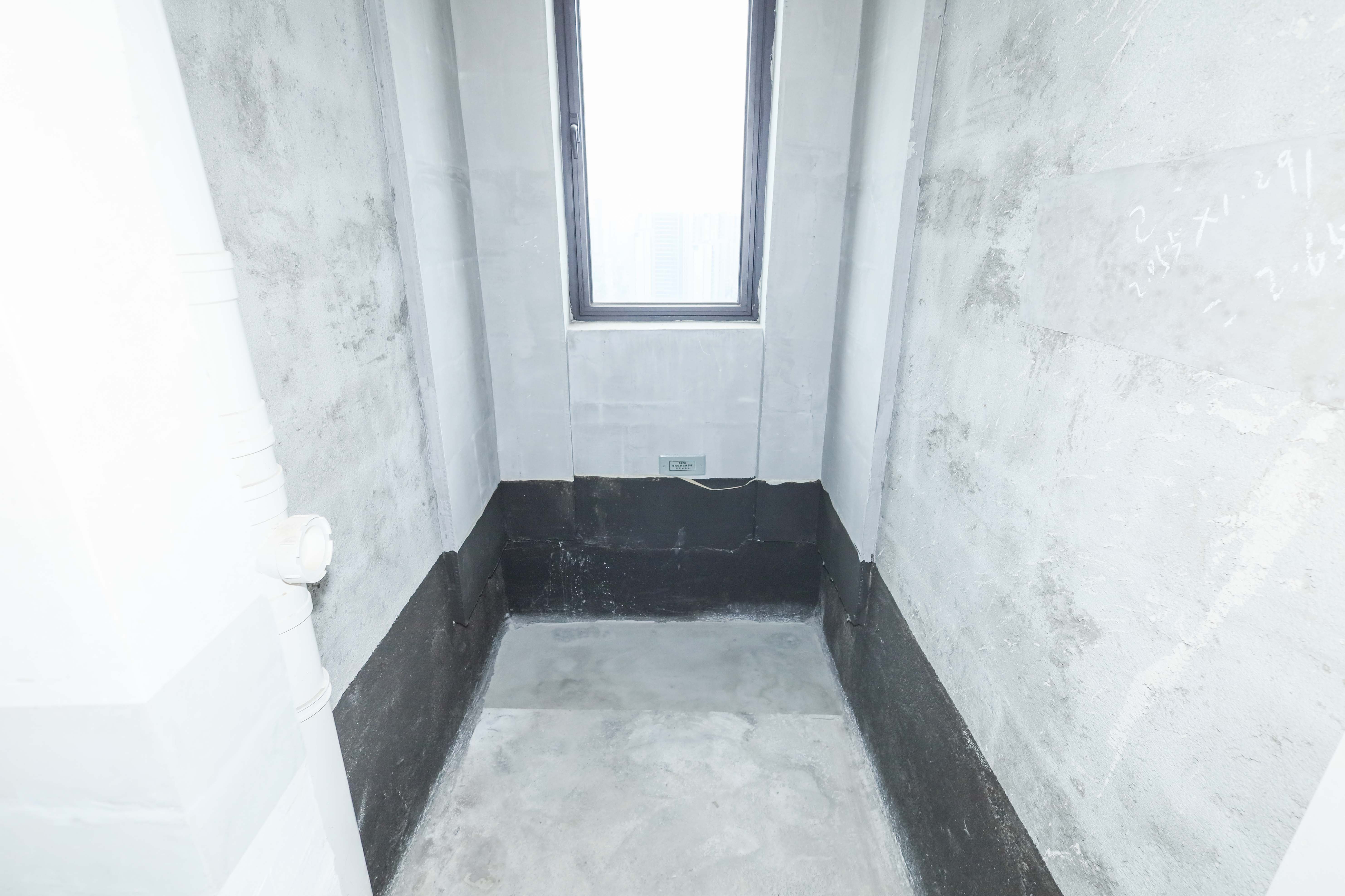 建发央著  4室2厅2卫   220.00万卫生间