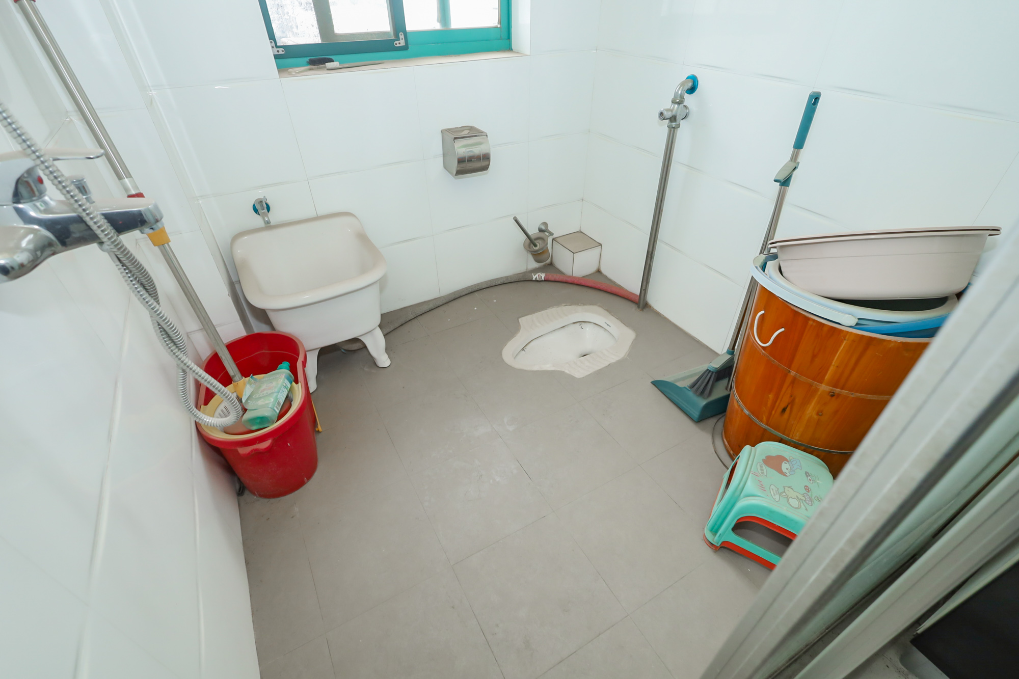 景秀江山  5室2厅3卫    200.0万卫生间