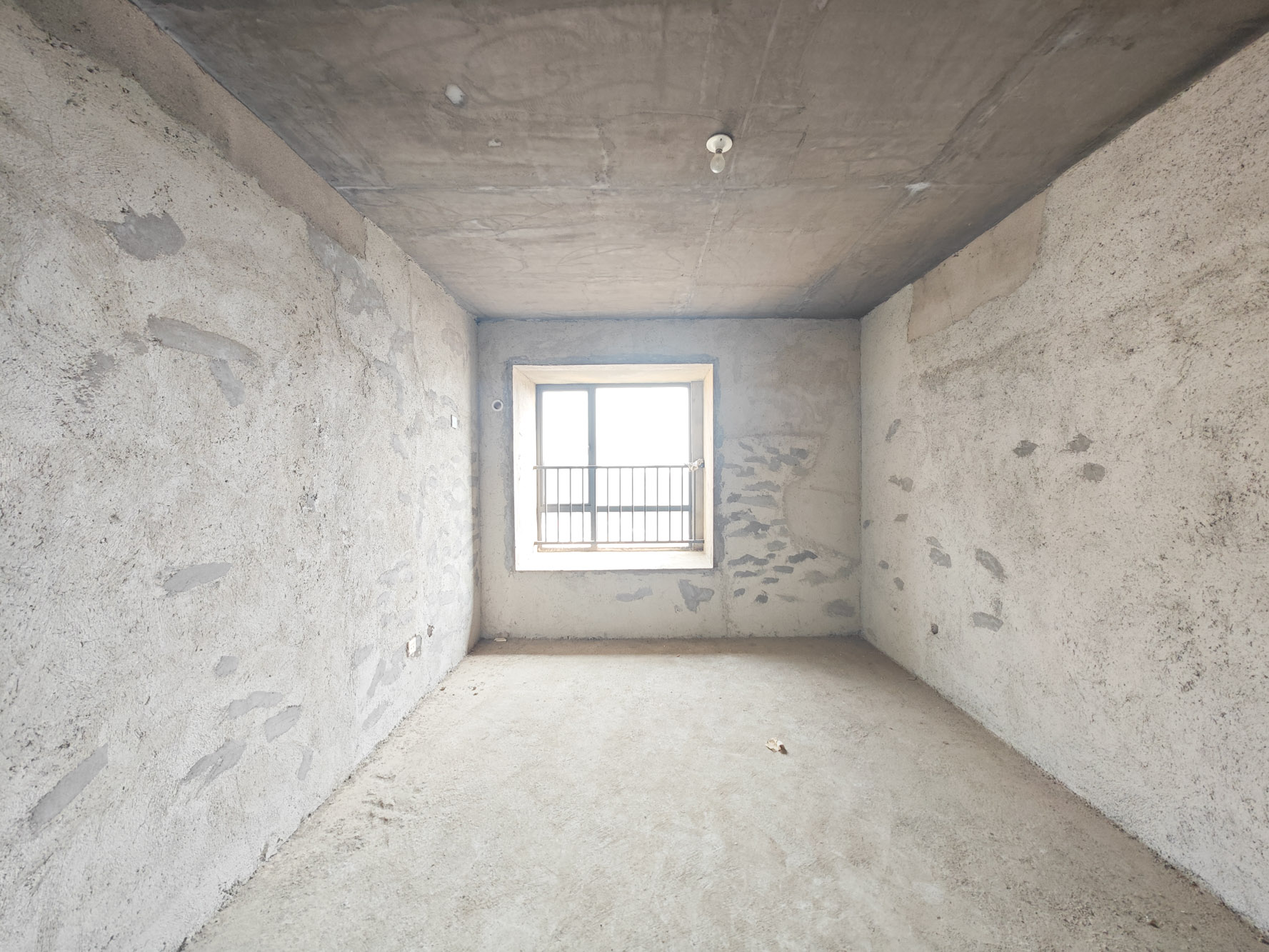 西湖鸿运佳苑 3室2厅2卫 85.0万 西湖鸿运佳苑 3室2厅2卫 85.0万卧室